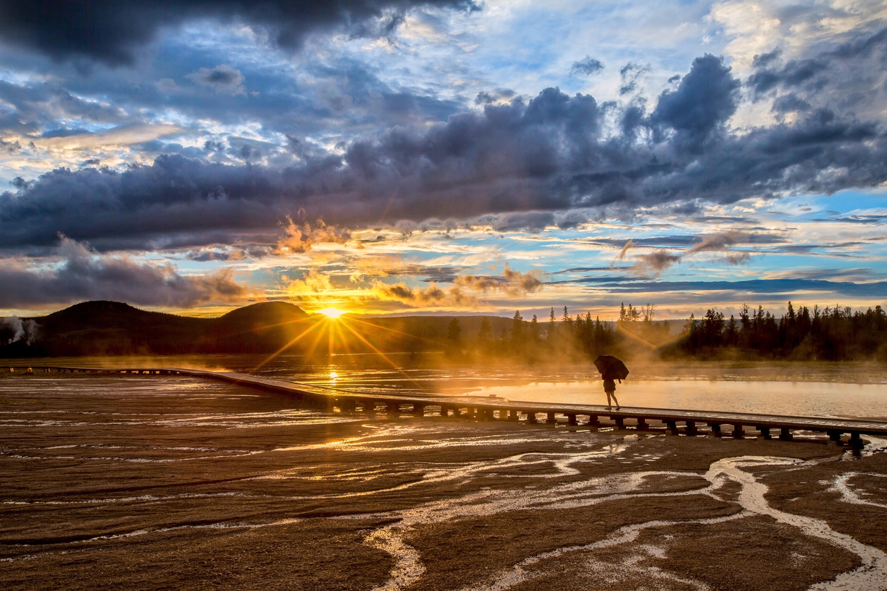 the Grand Prismatic in Montana