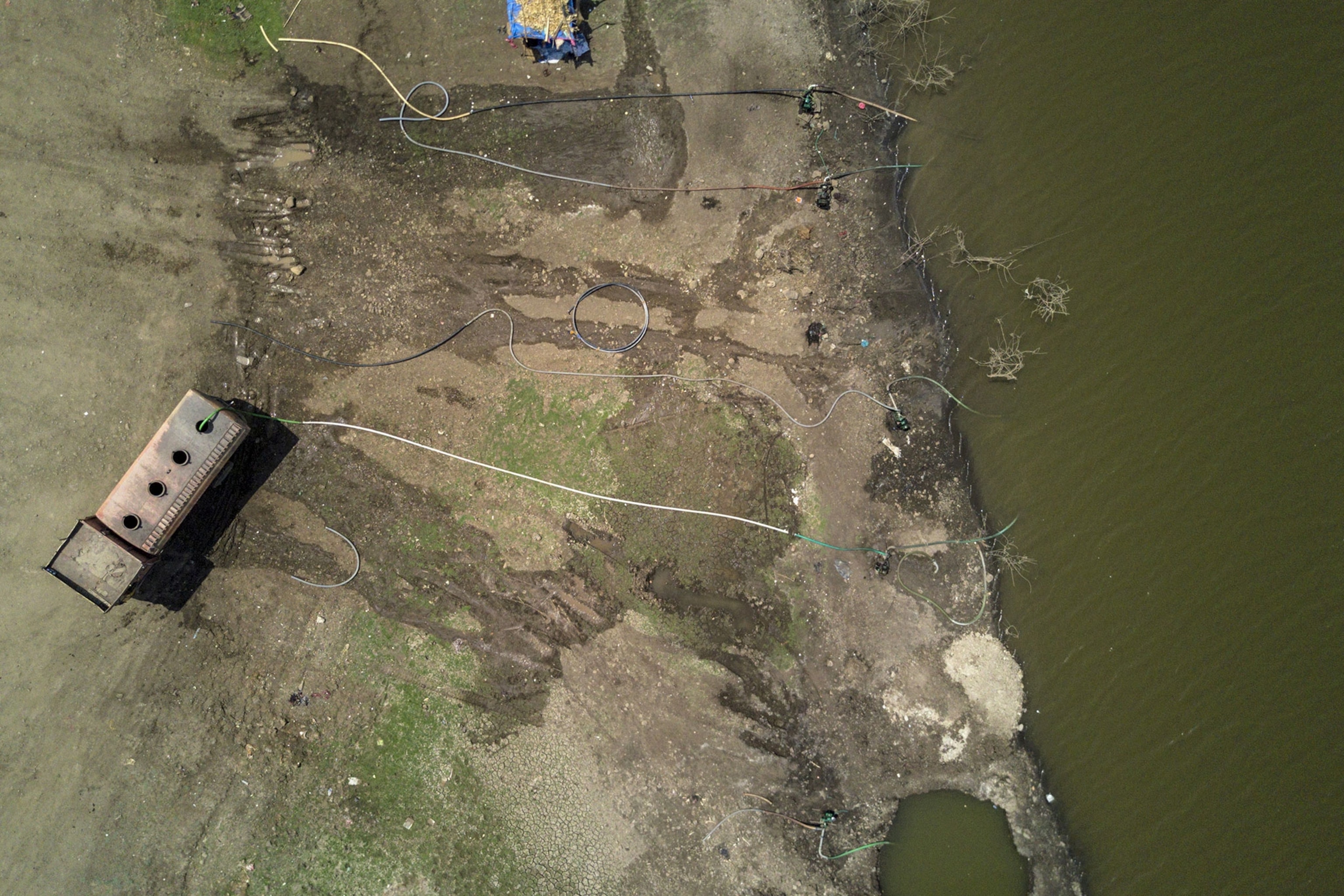 water being pumped from the Bendsura Reservoir.