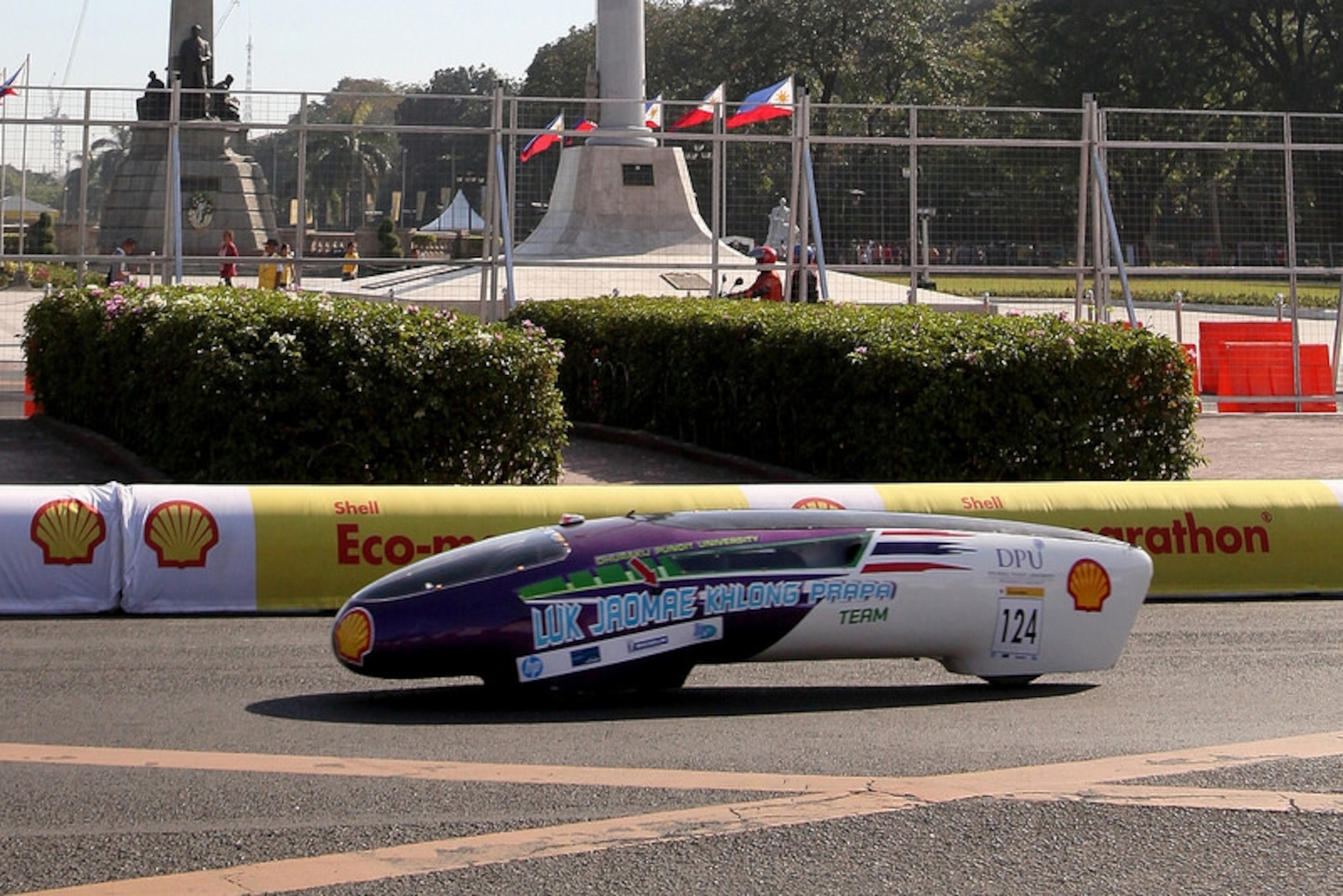 Dhurakij Pubdit University, Laksi, Thailand, a two-time Eco-marathon Asia winner, came in second this year with 2, 211.3 km/l (5,201 mpg.) Photograph by Mike Alquinto/AP Images for Shell.