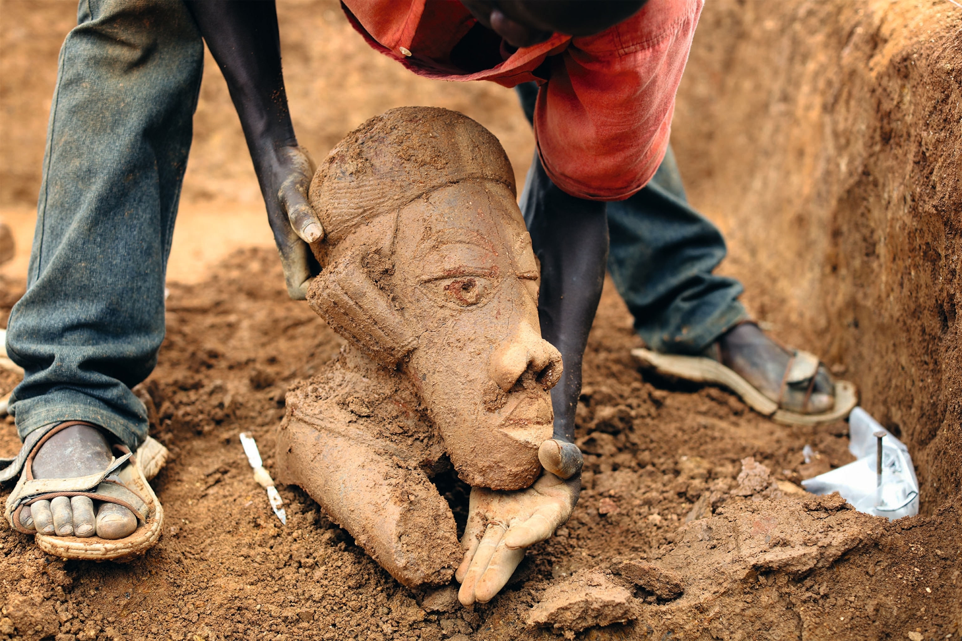 A life-size Nok terra-cotta discovered at the Ifana site in Nigeria.