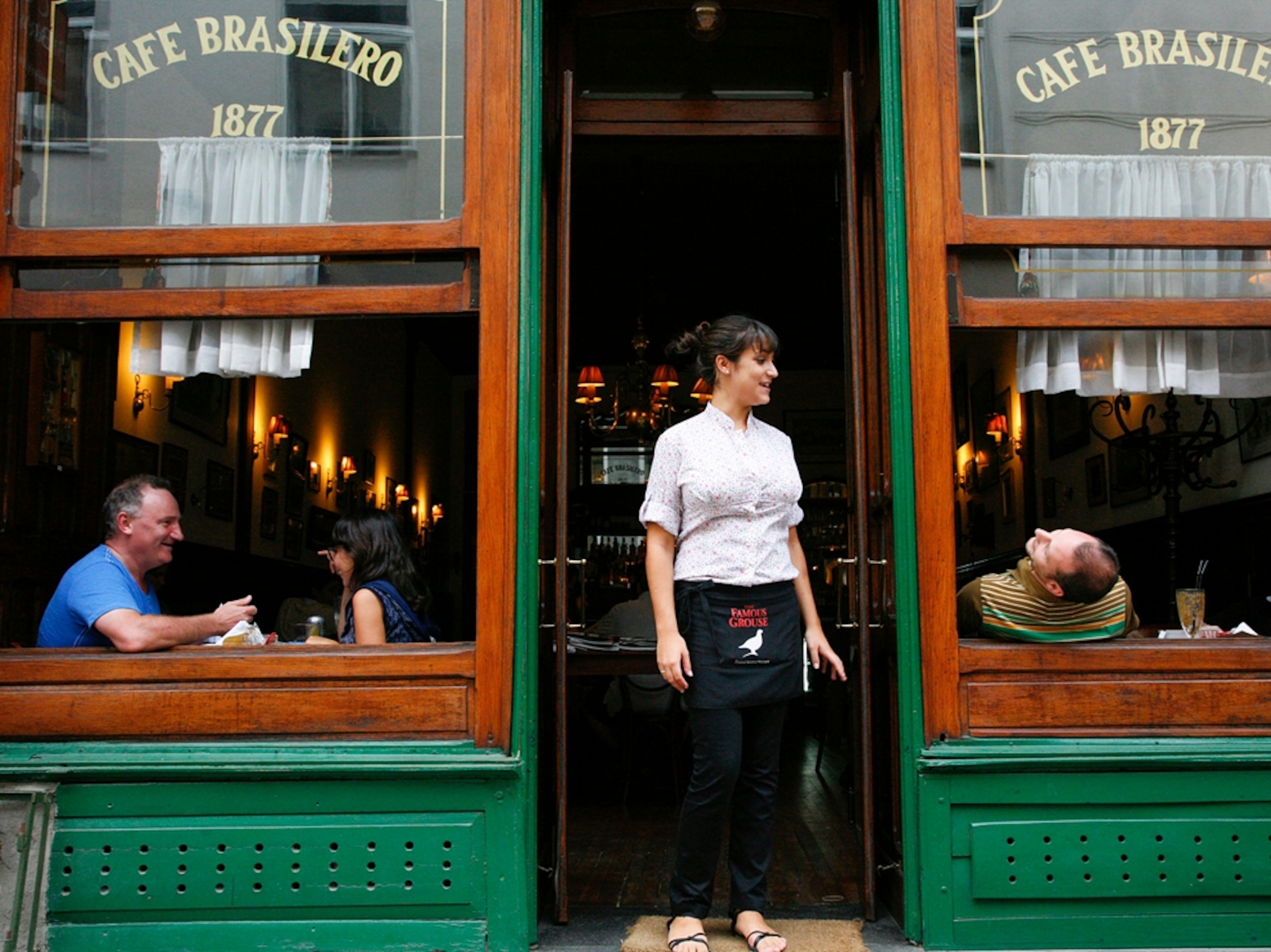 a cafe scene in Montevideo