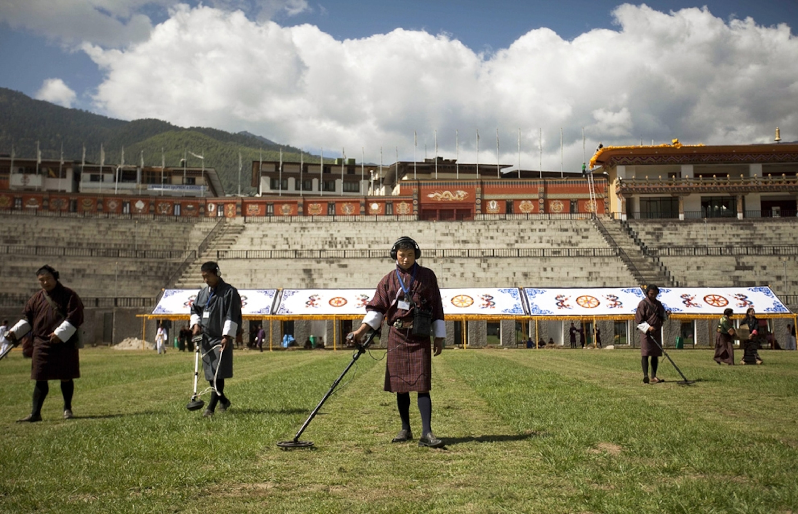Bhutan picture: security for royal wedding -- for best pictures of October photo gallery