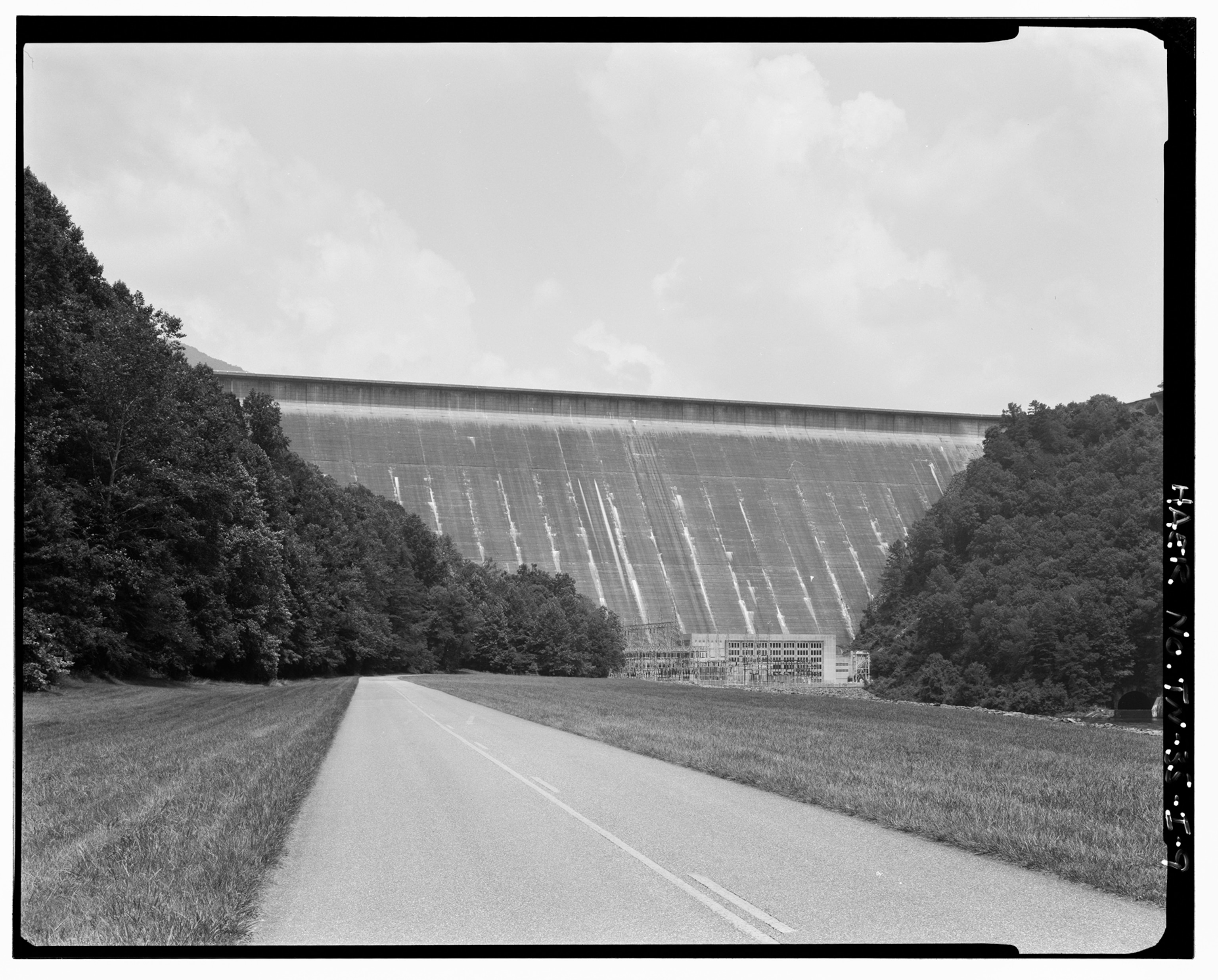 Black and white image of a dam.