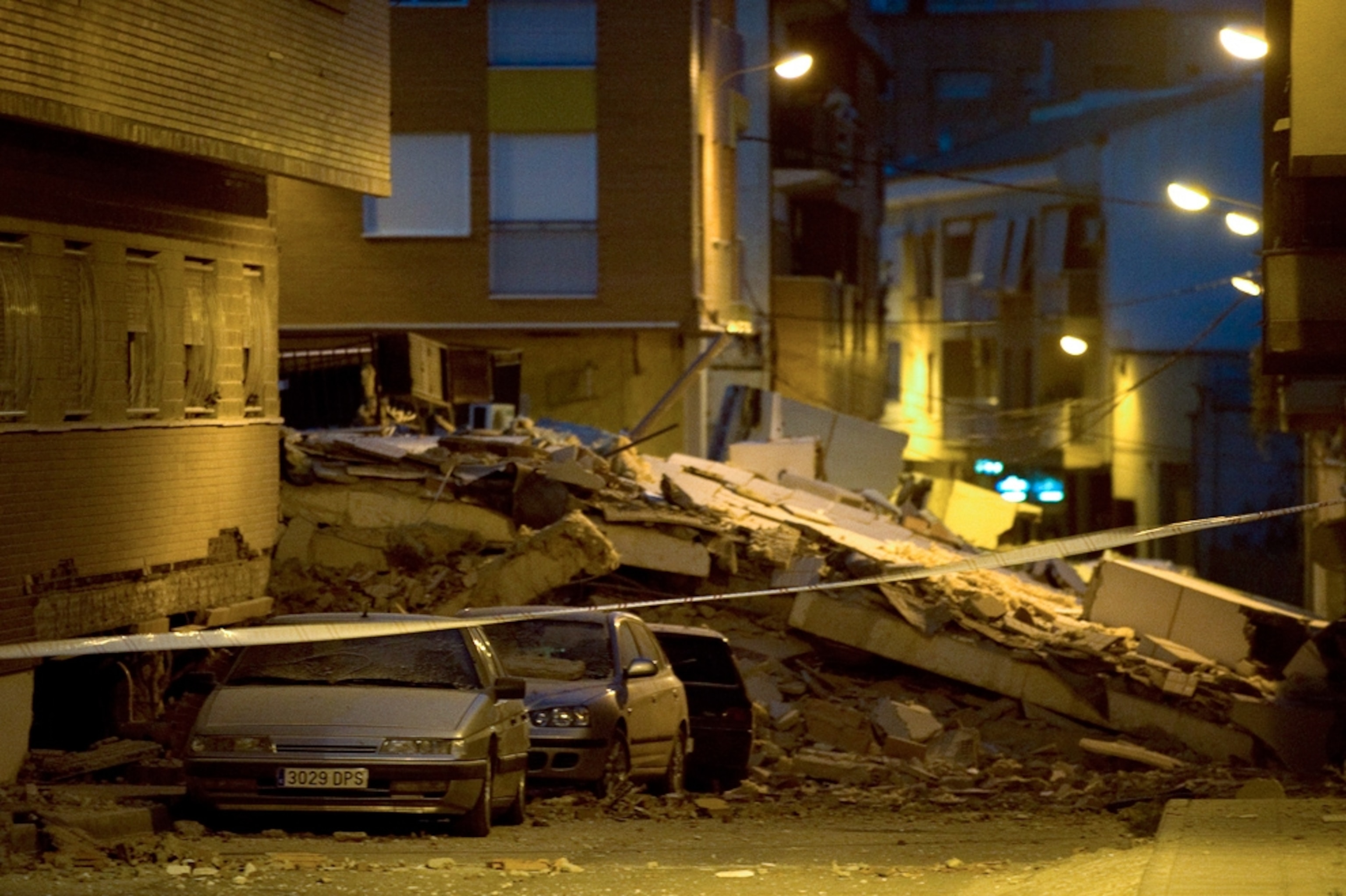 Spain earthquakes picture: collapsed building, crushed cars in Lorca