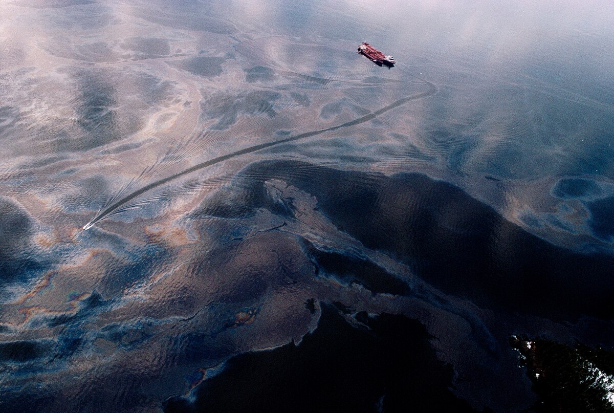 On 25th Exxon Valdez Anniversary, Oil Still Clings to Beaches