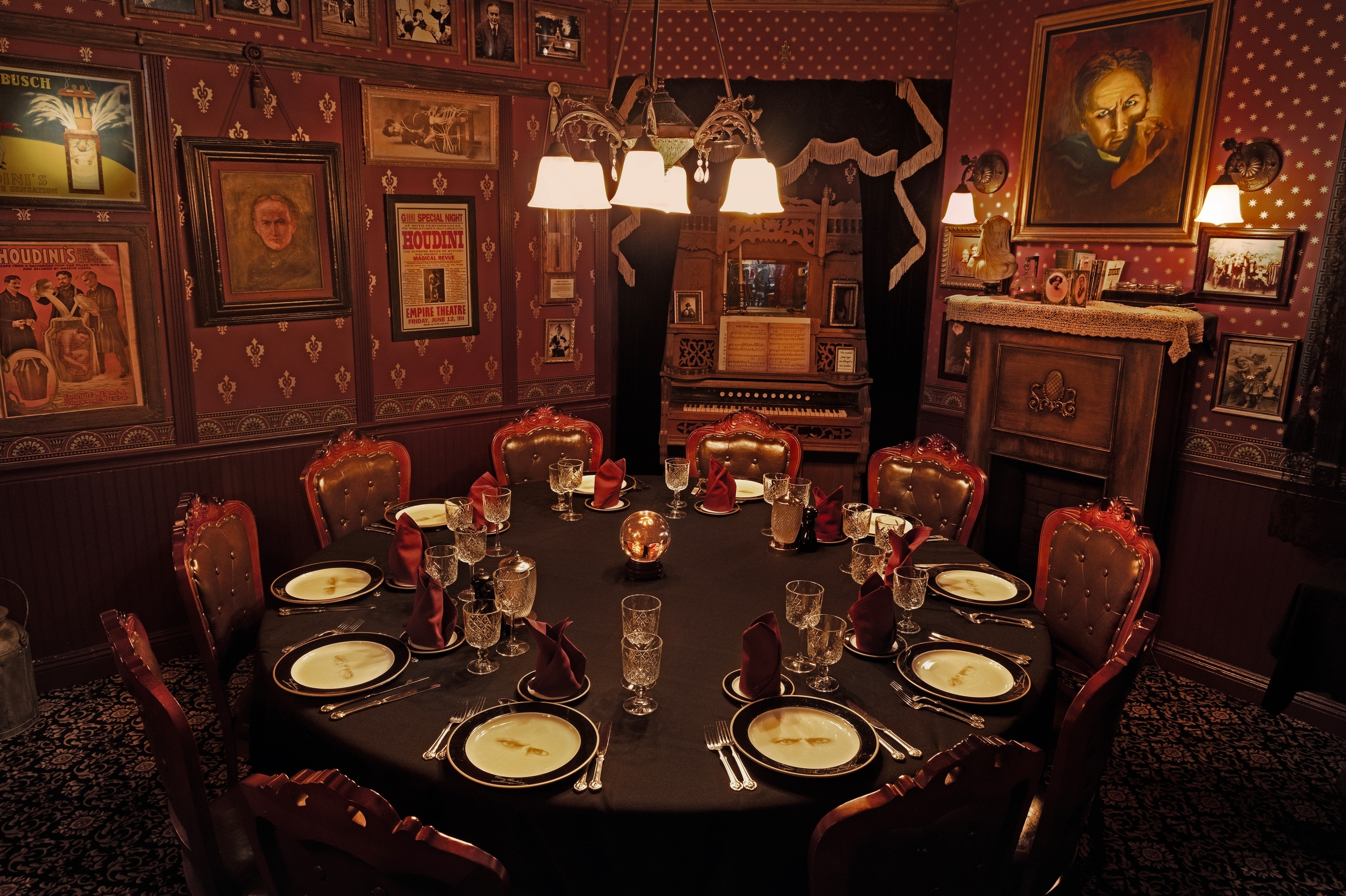 Interior of The Magic Castle's Houdini Chamber dining location