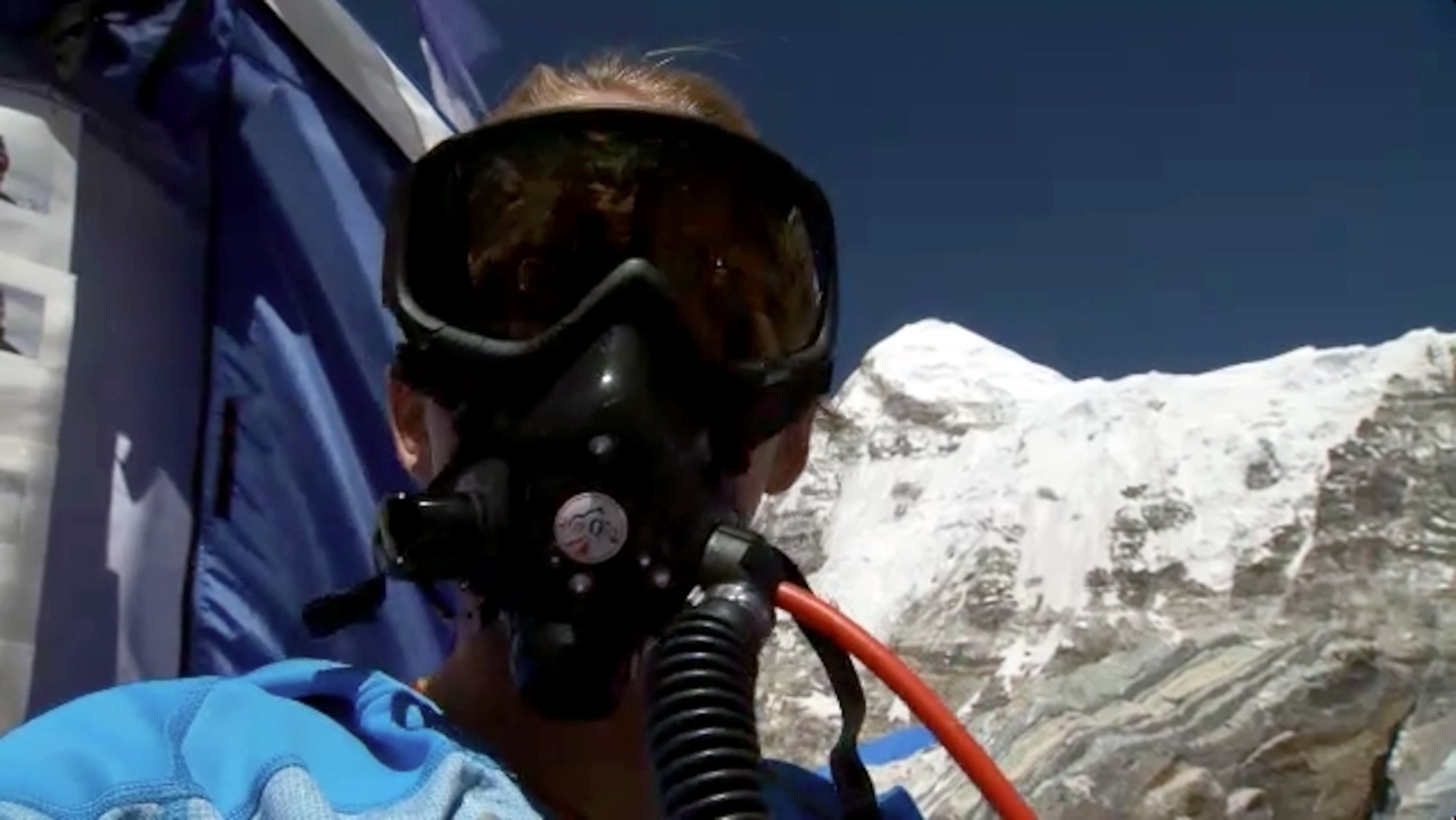 Woman wearing an oxygen mask