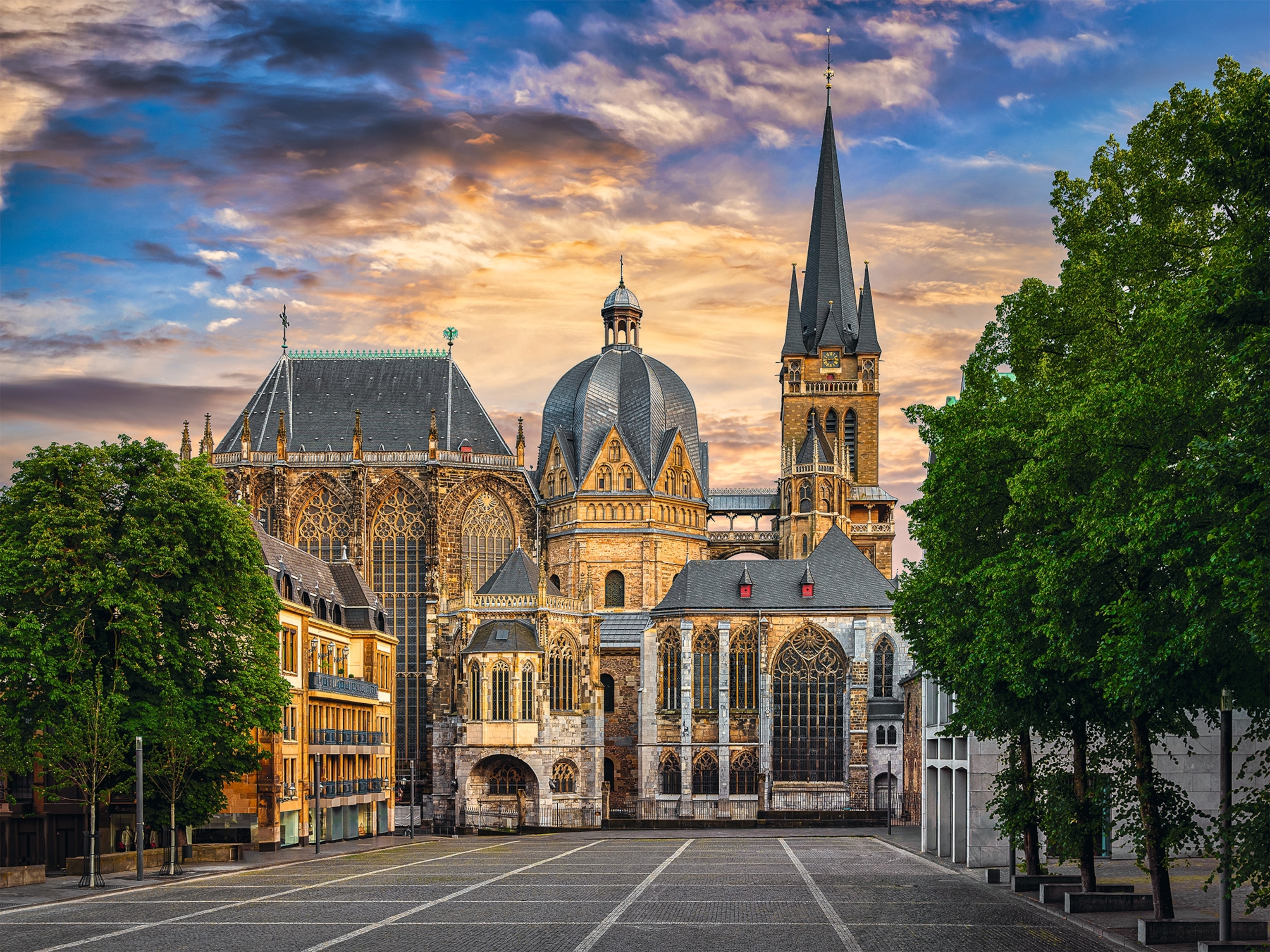 The central dome of the octagonal Palatine Chapel in Aachen is pictured.
