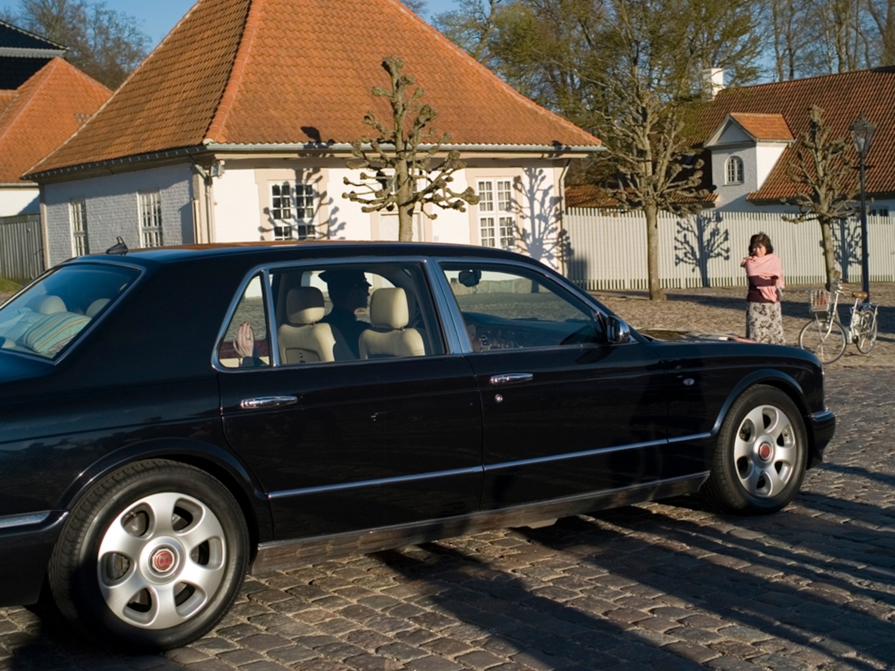 queen of denmark waving
