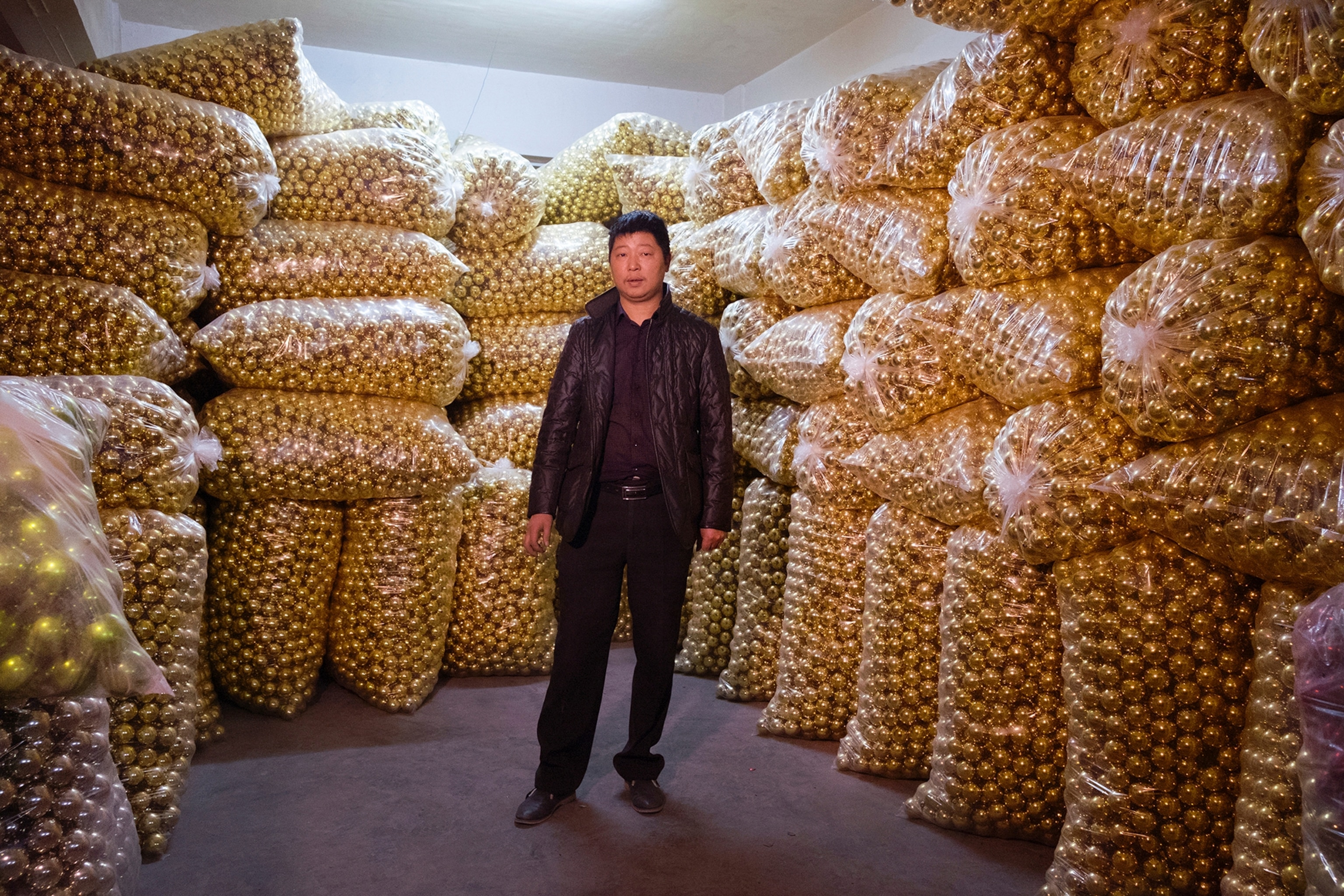 Vibrant market scene in Yiwu