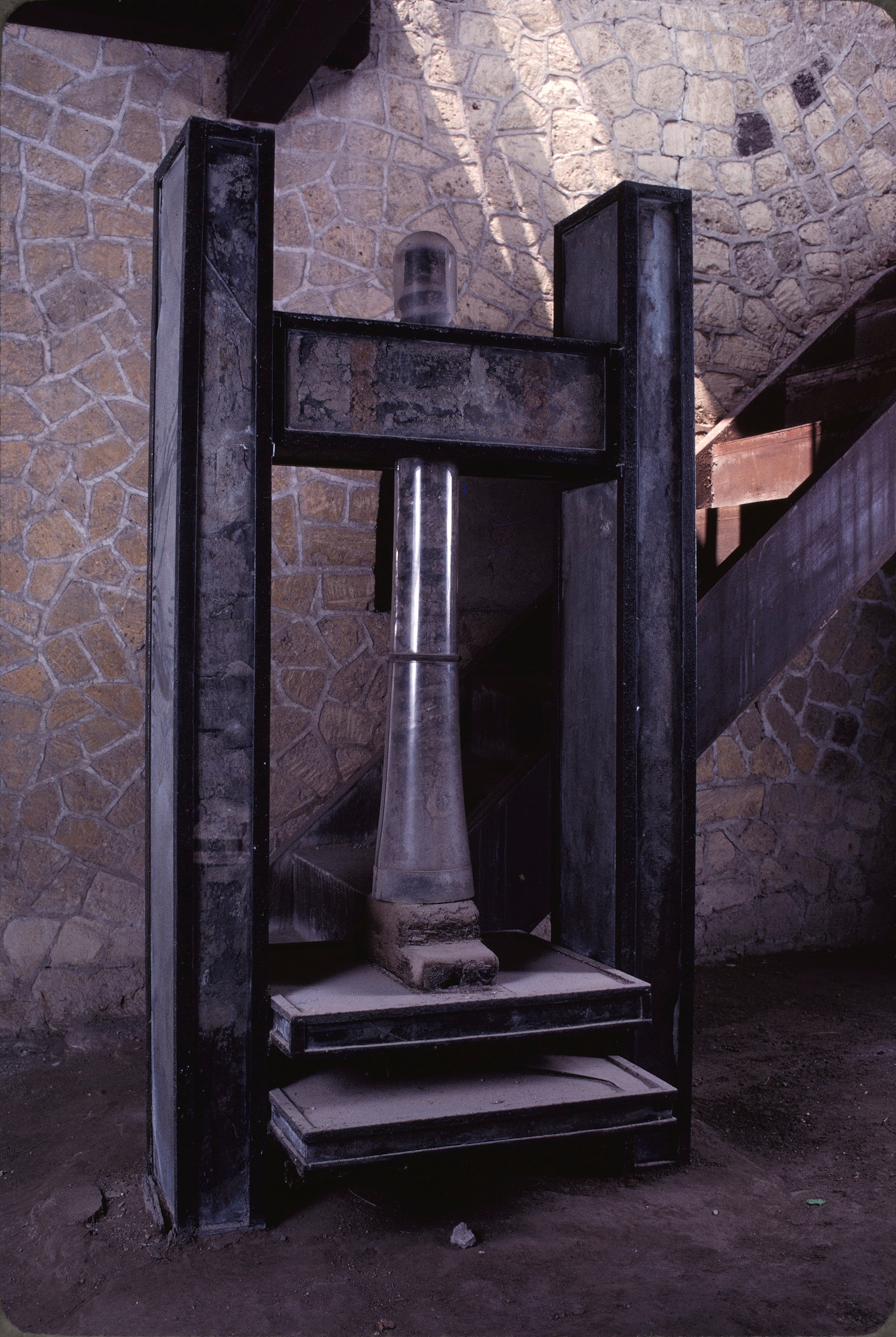 This ancient Roman cloth press was buried in Mount Vesuvius' ash.