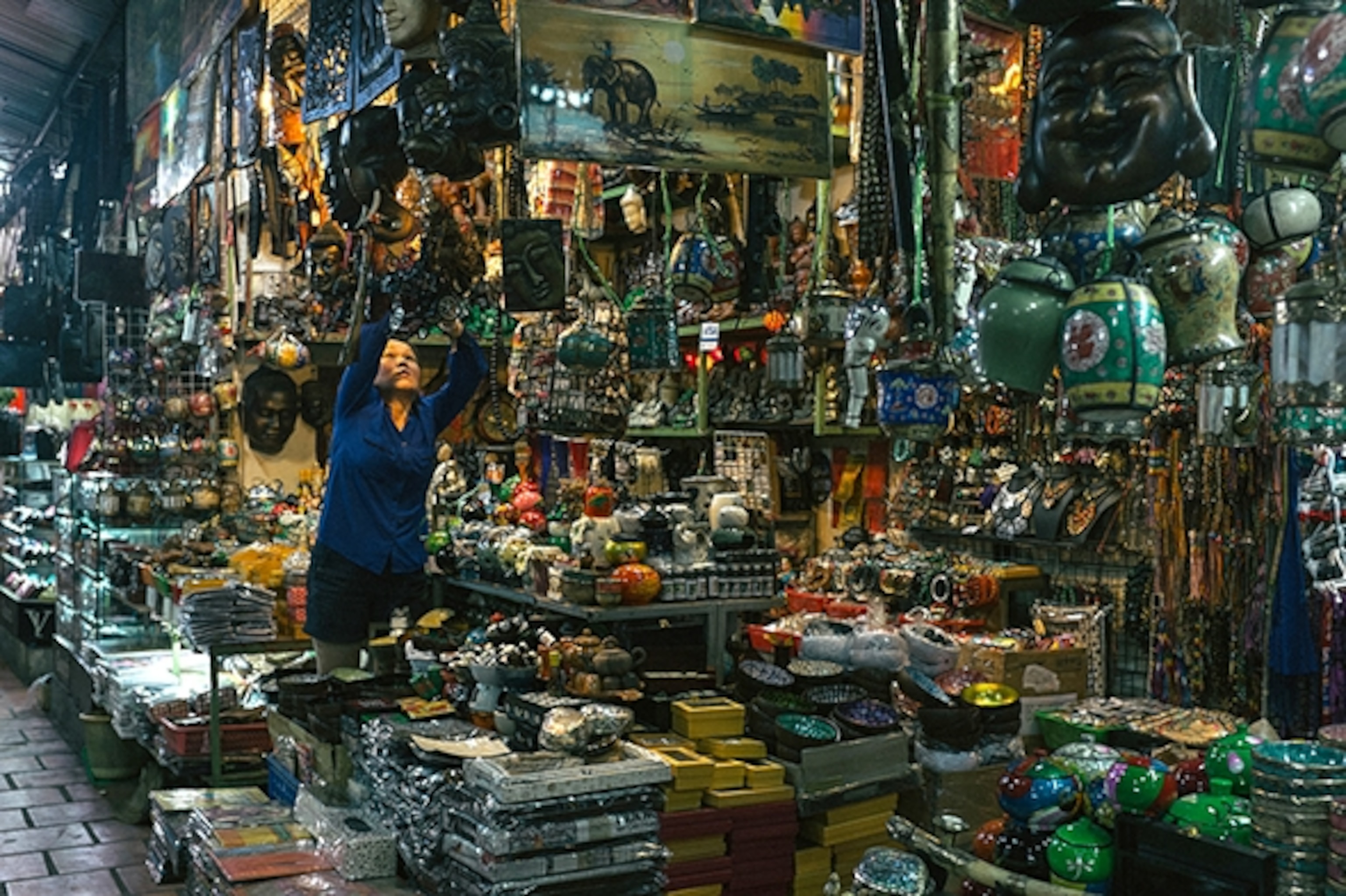 An assortment of souvenirs at the Russian Market. (Photograph by Hannah Reyes)