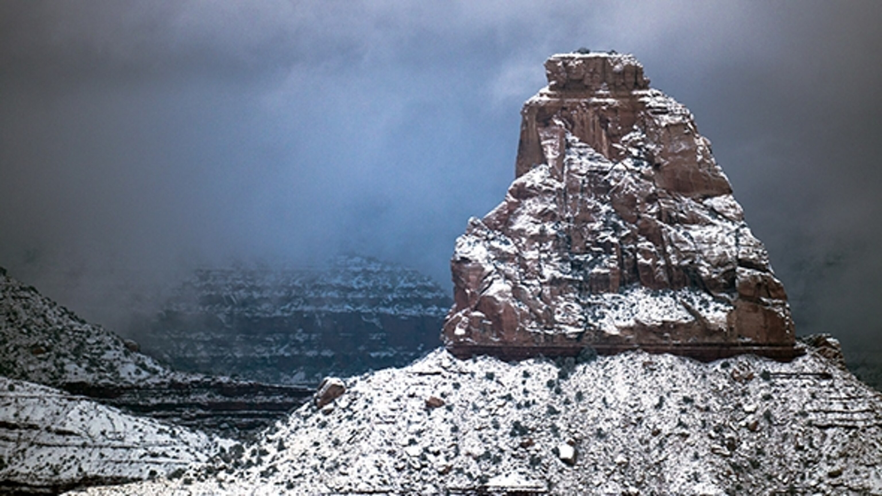 snow-zoroaster-temple-grand-