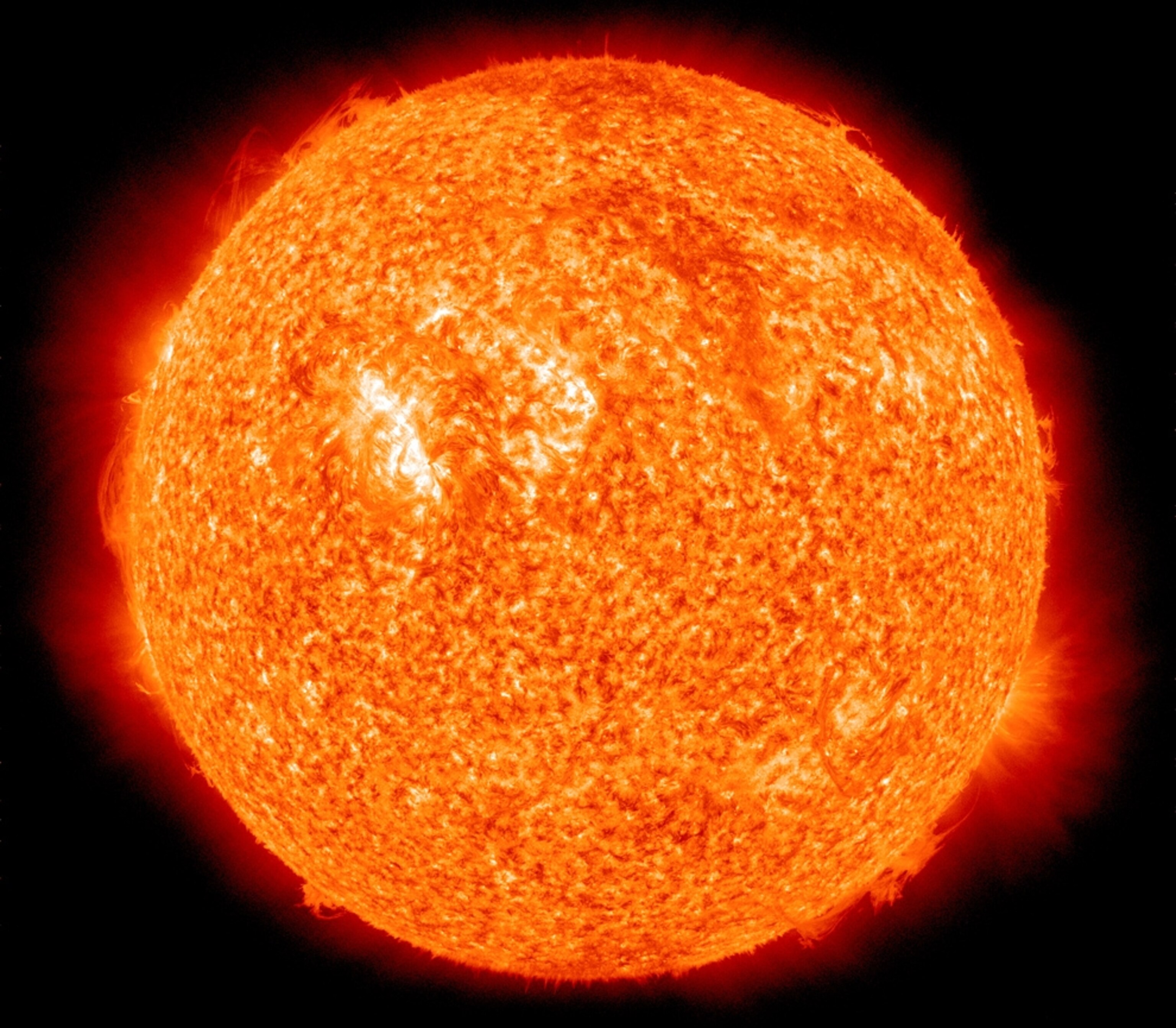 Bright spots on the sun (picture)