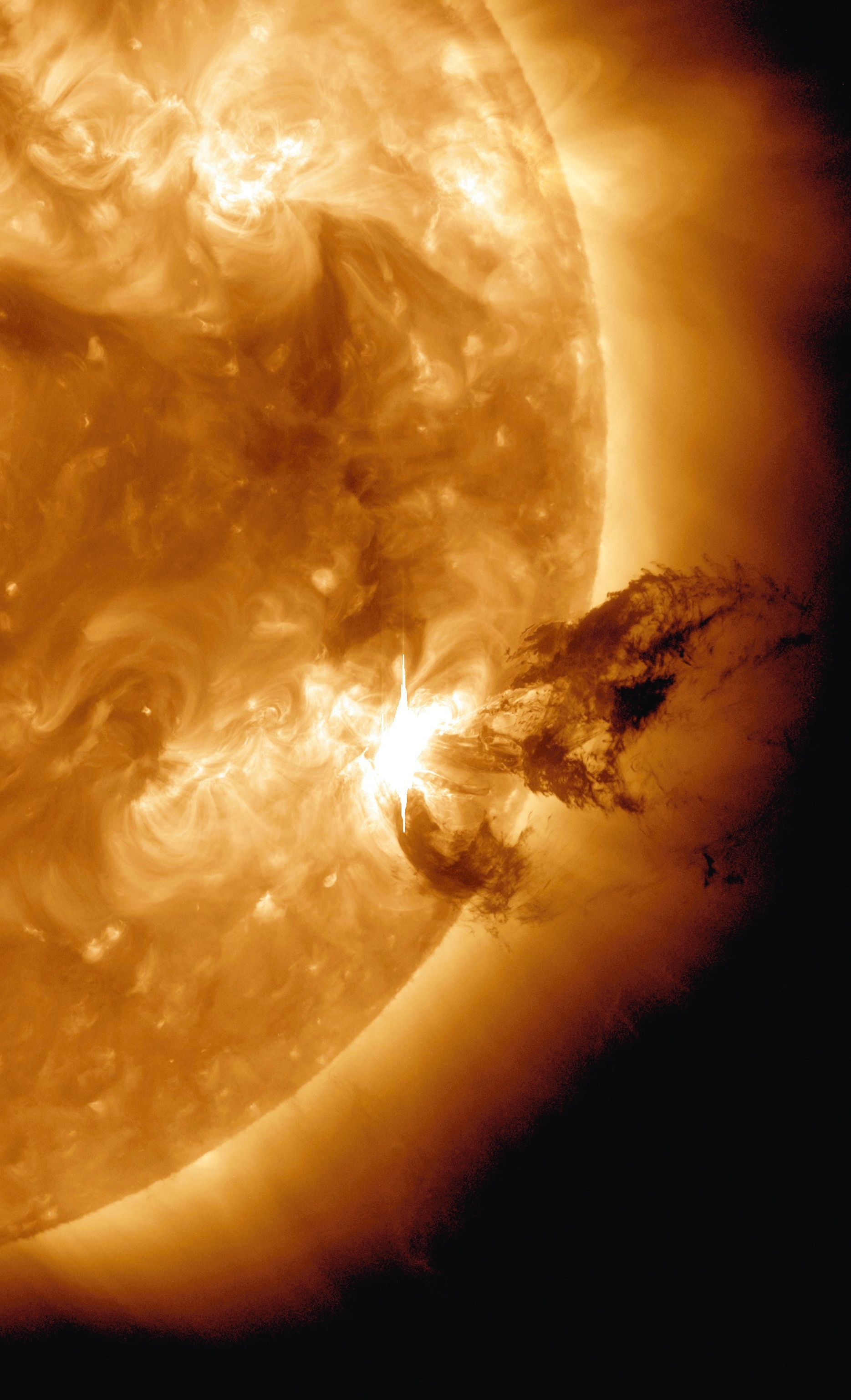A gold and pale yellow fiery orb.