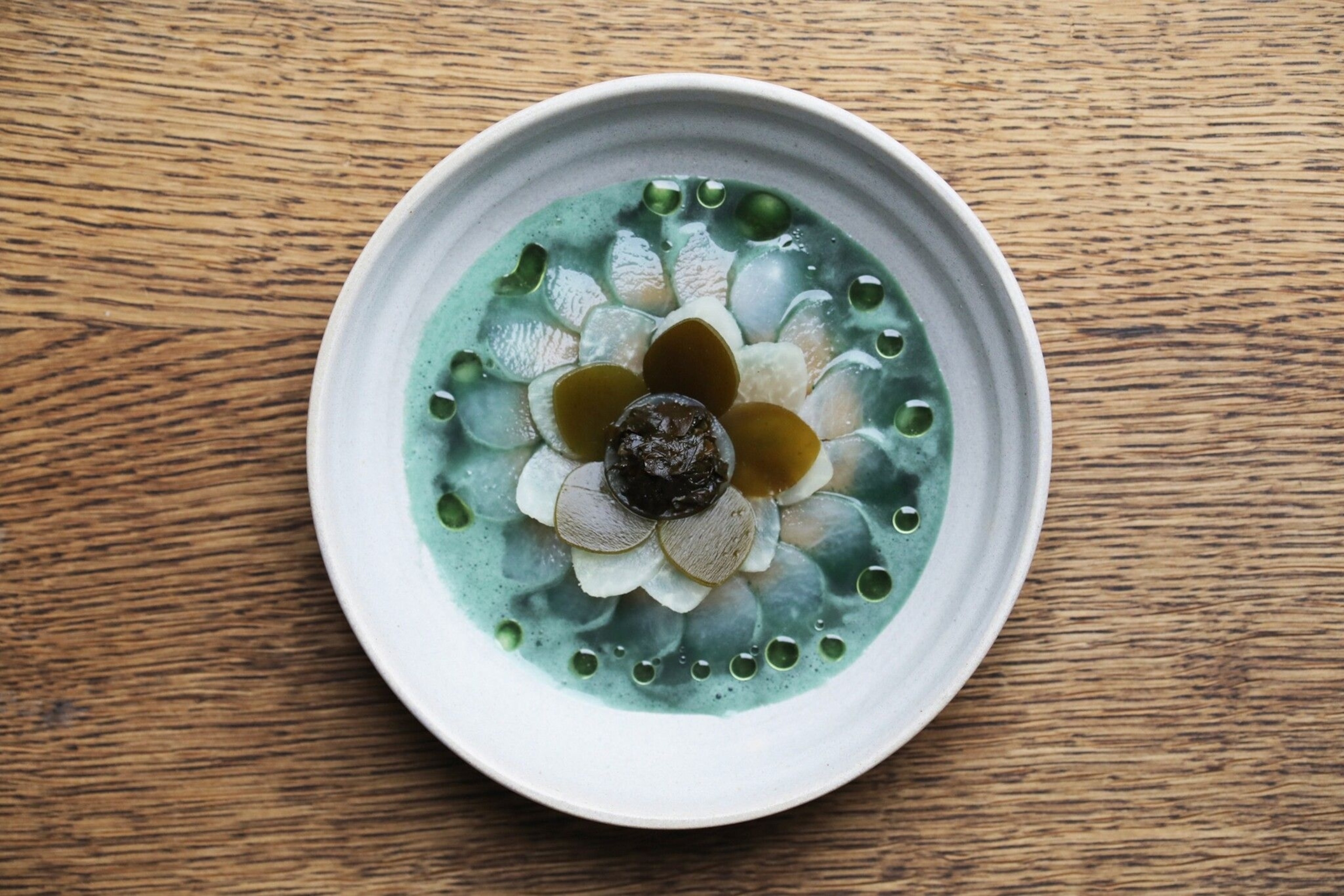 One of Emile van der Staak's signature dishes — seweed & algae.