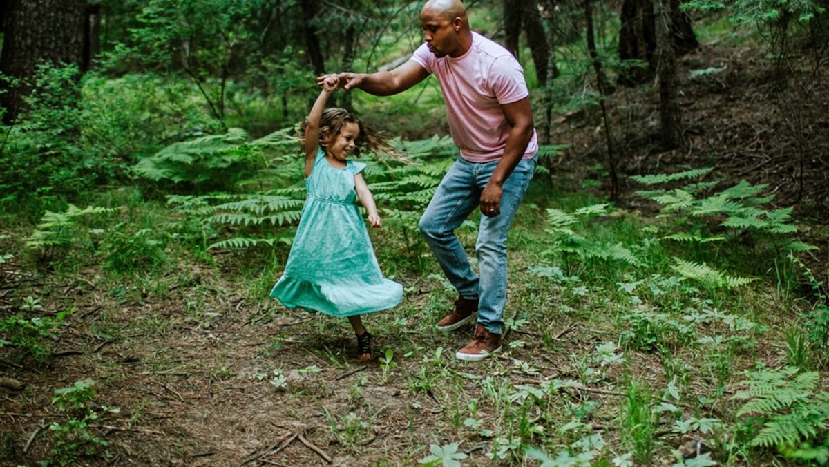 Outdoor fun + mindfulness = mental health boosts for kids thumbnail