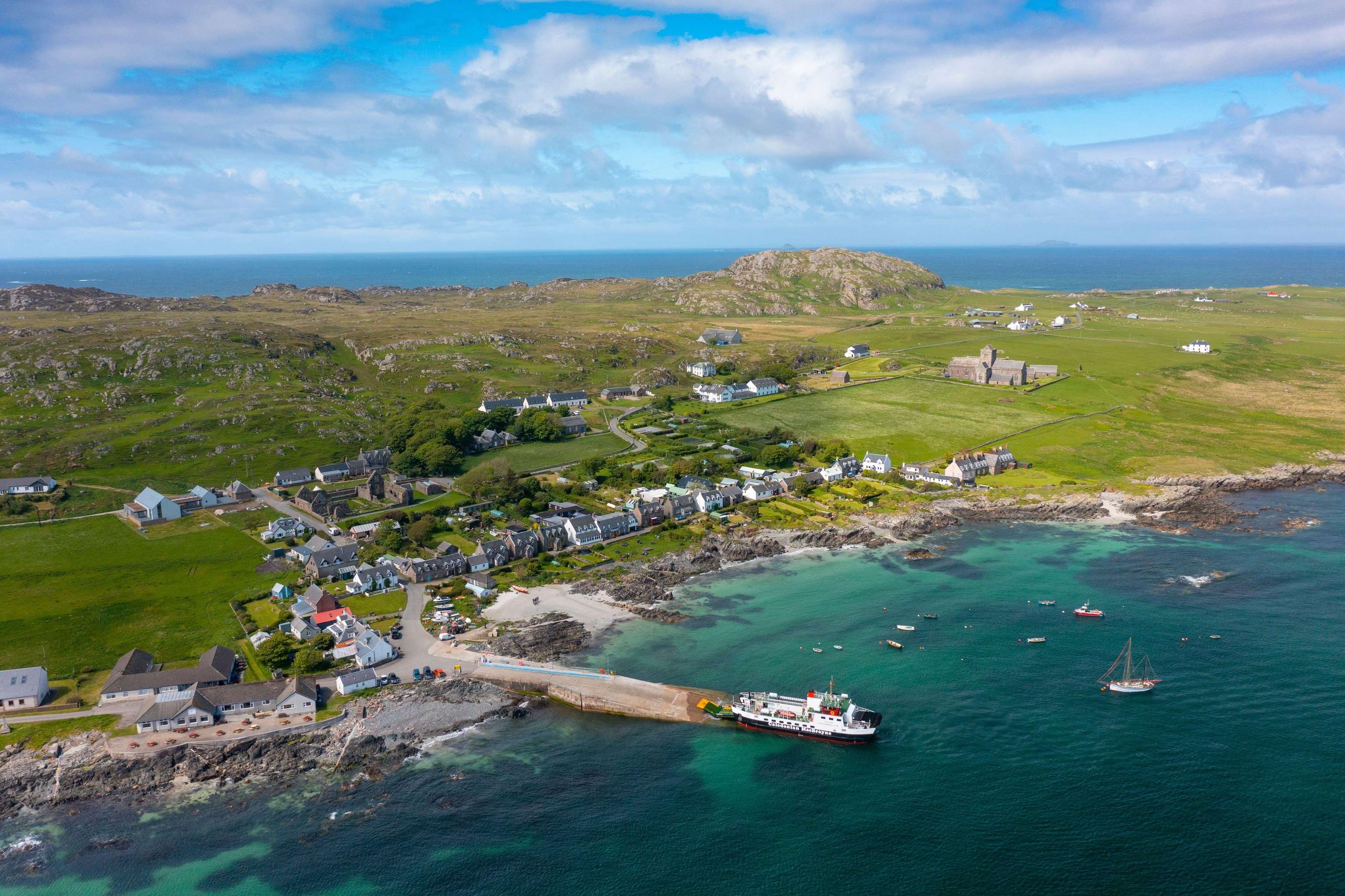 For a spiritual pilgrimage, head to the tiny Scottish Isle of Iona | National  Geographic