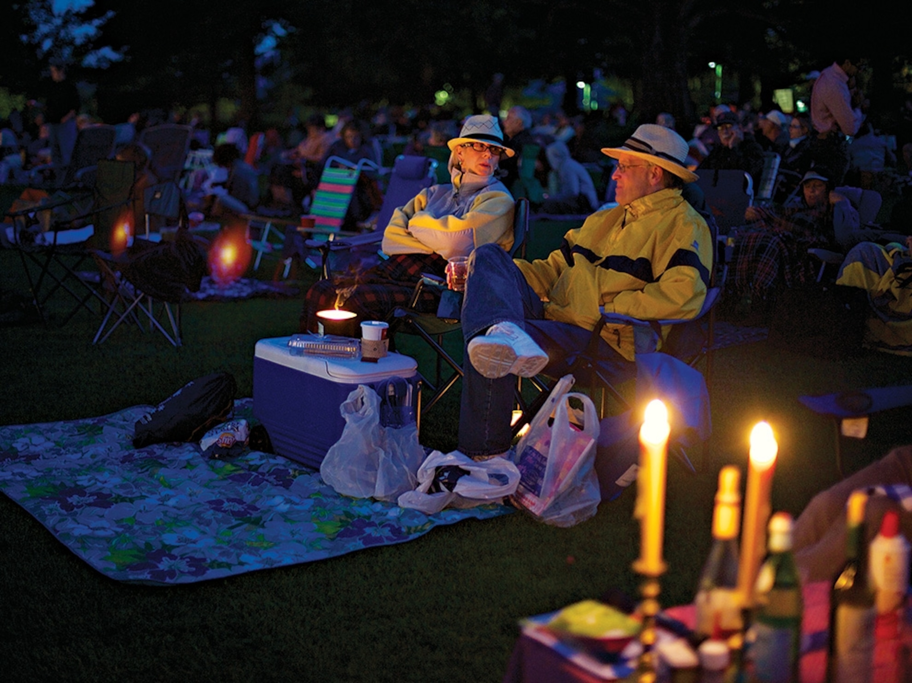 crowds having picnics at the Tanglewood Orchestra in Massachusetts