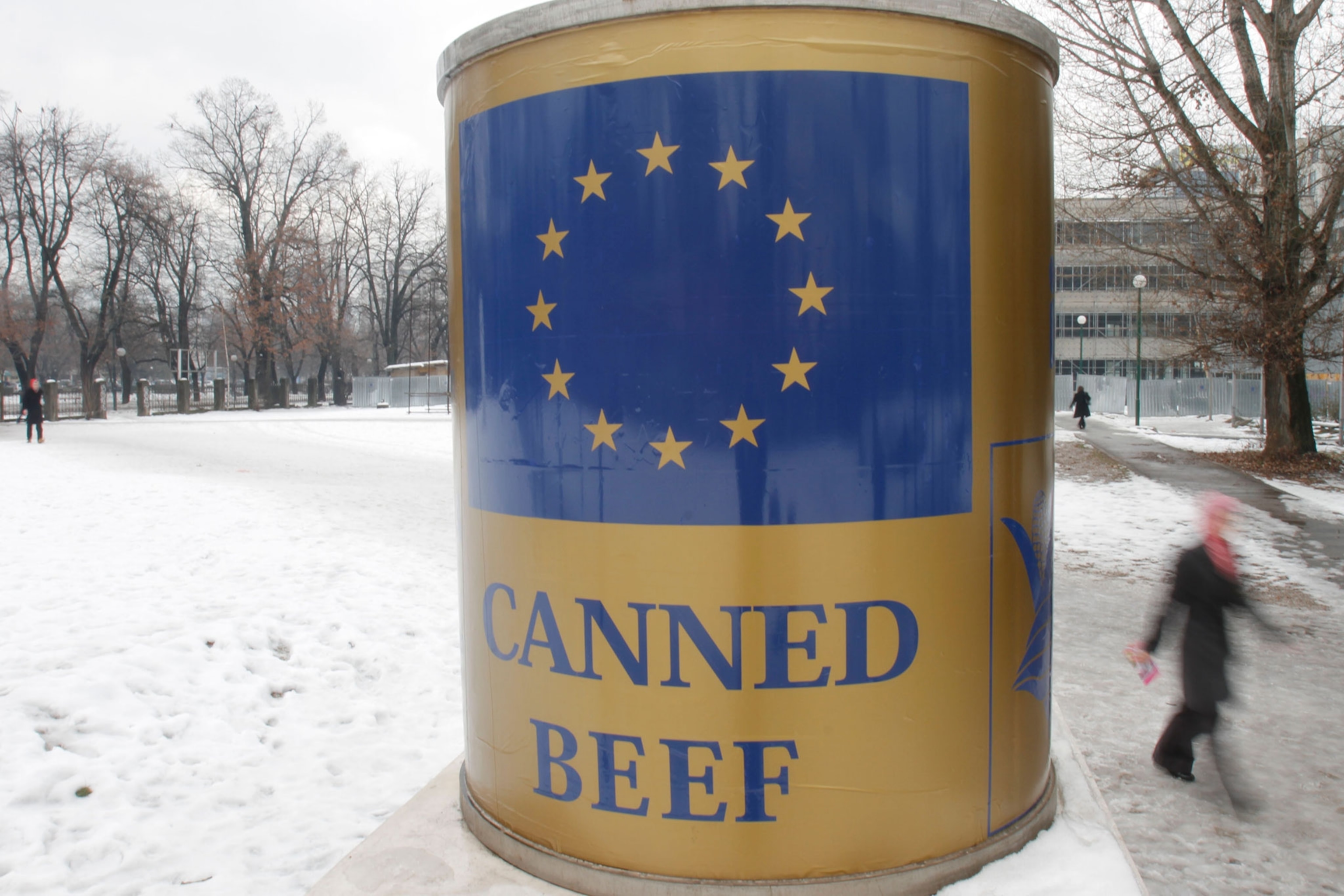 giant canned beef