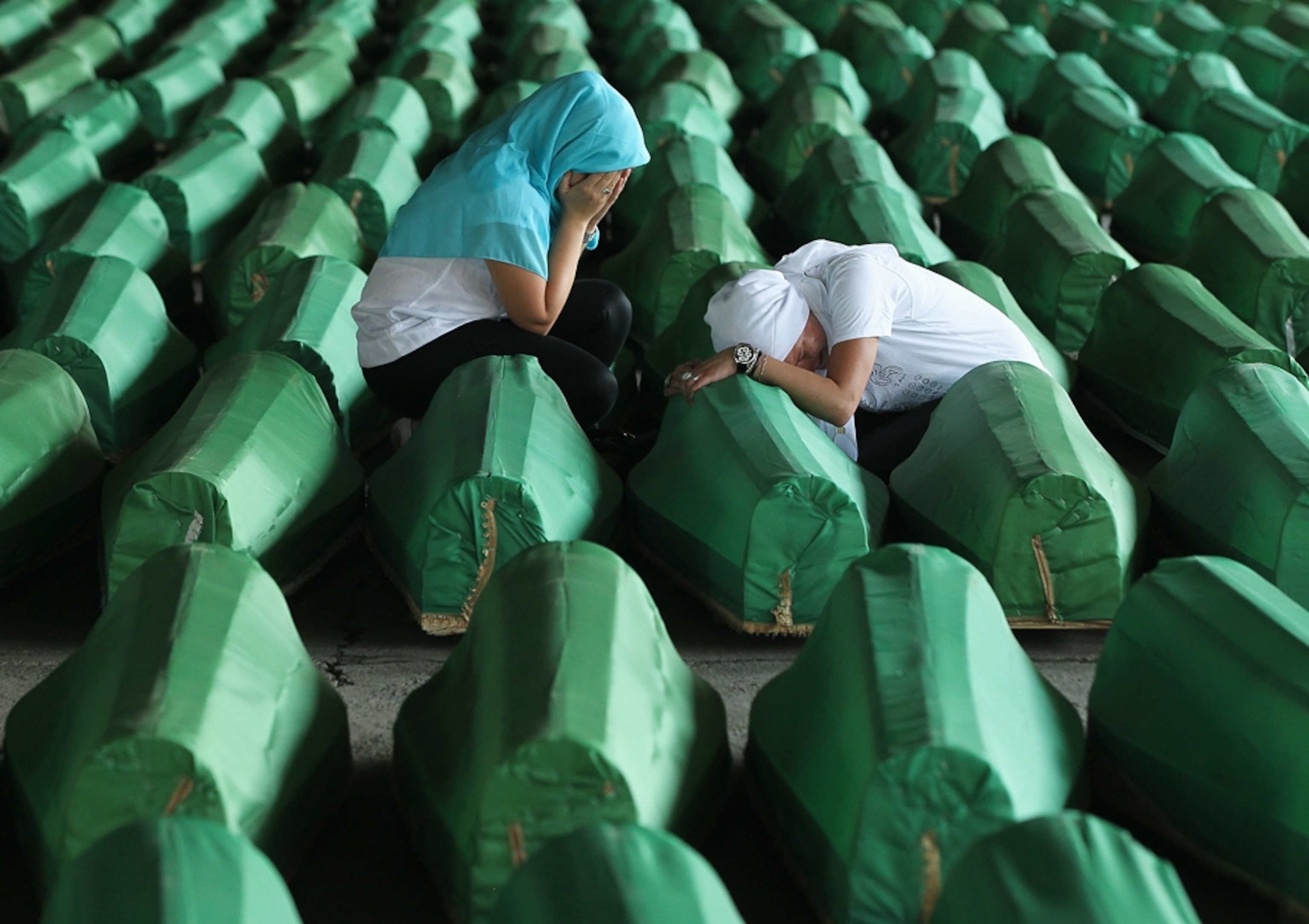 Coffin picture: Muslim mourners near Srebrenica, Bosnia and Herzegovina