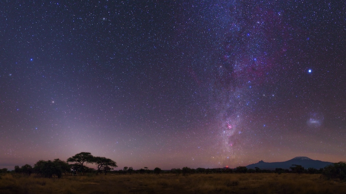 A strange triangle of light appears in late winter skies. Here’s what ...