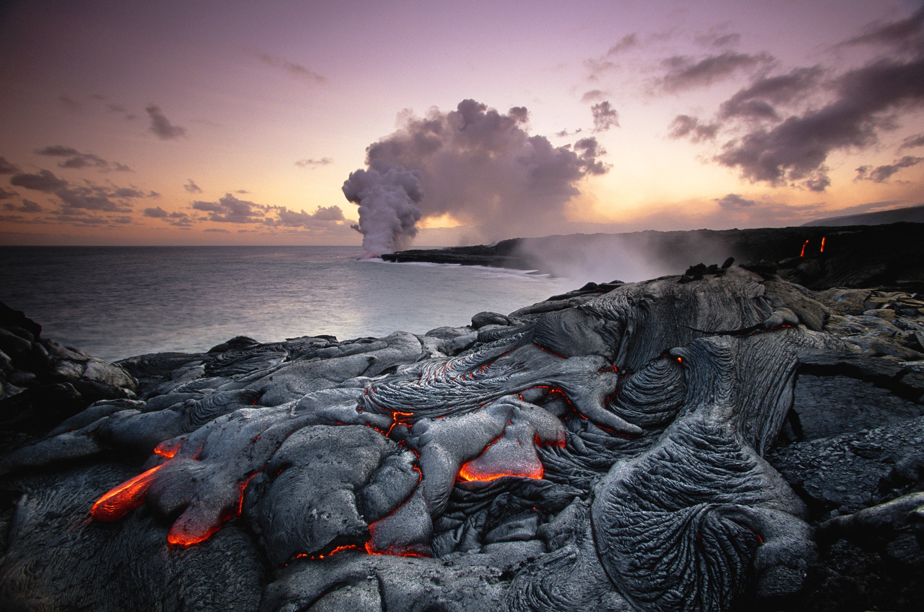 Kilauea erupting in Hawaii Volcanoes National Park