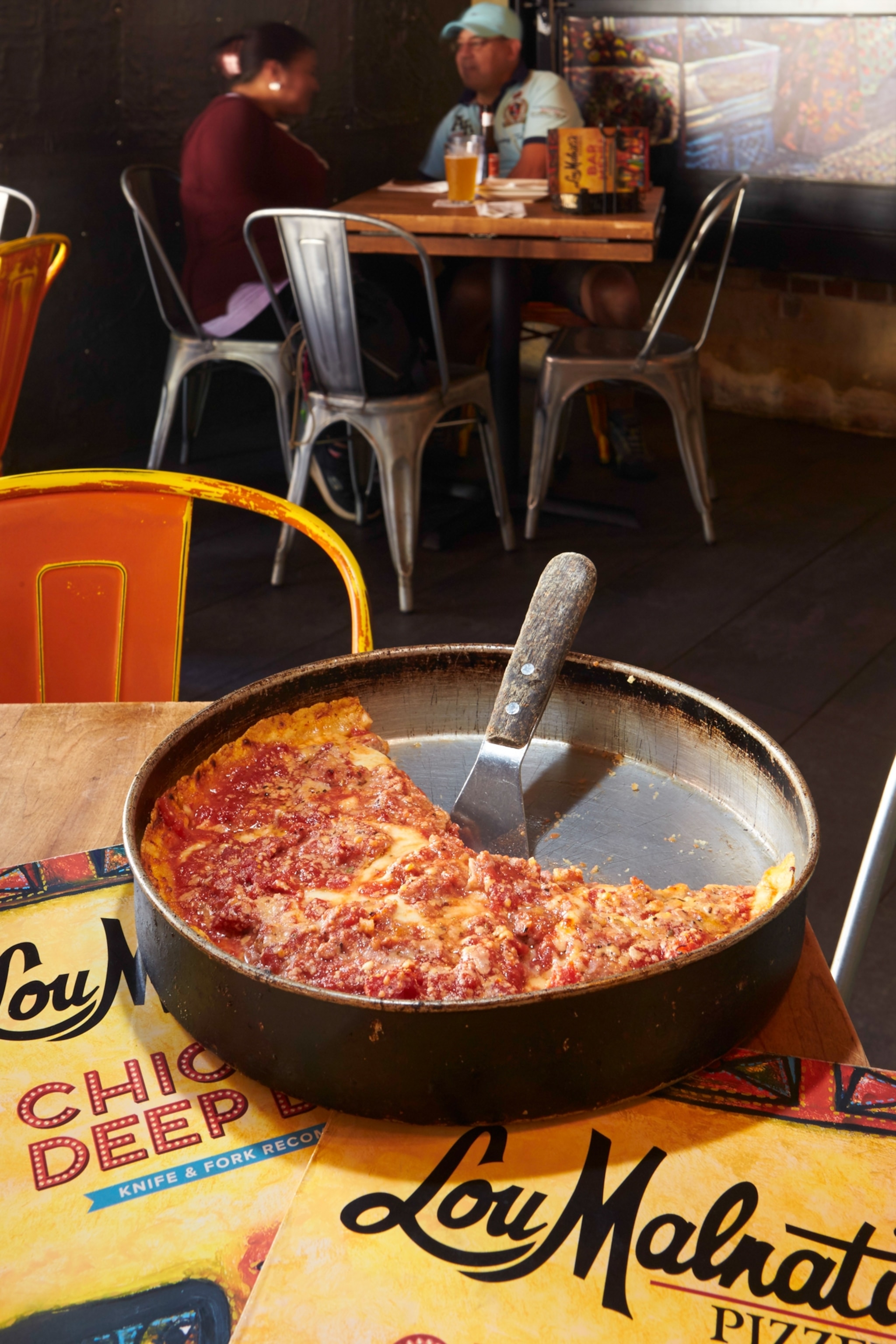 A cheese pizza close up.