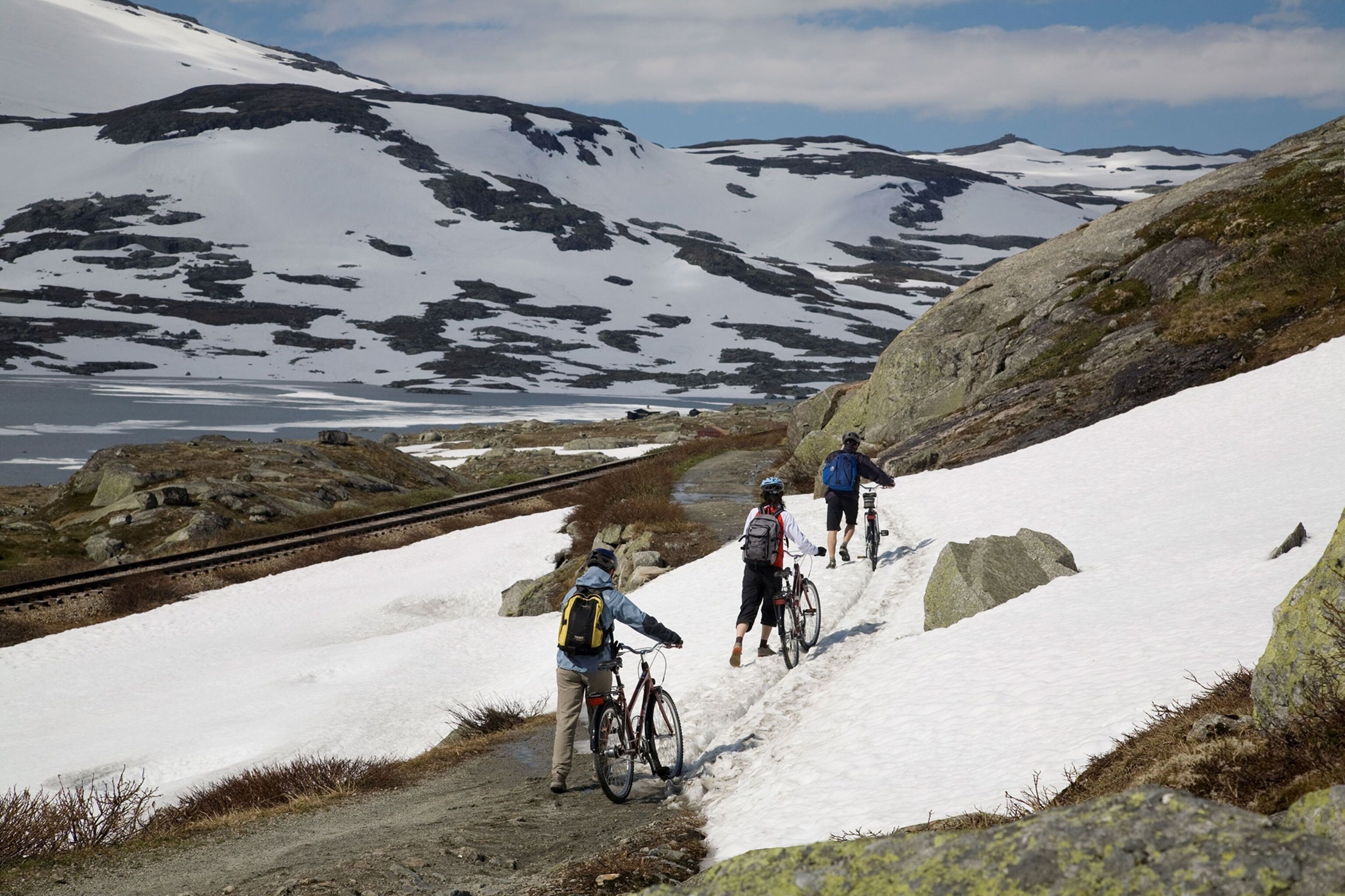 Must-Do adventures and activities in Norway