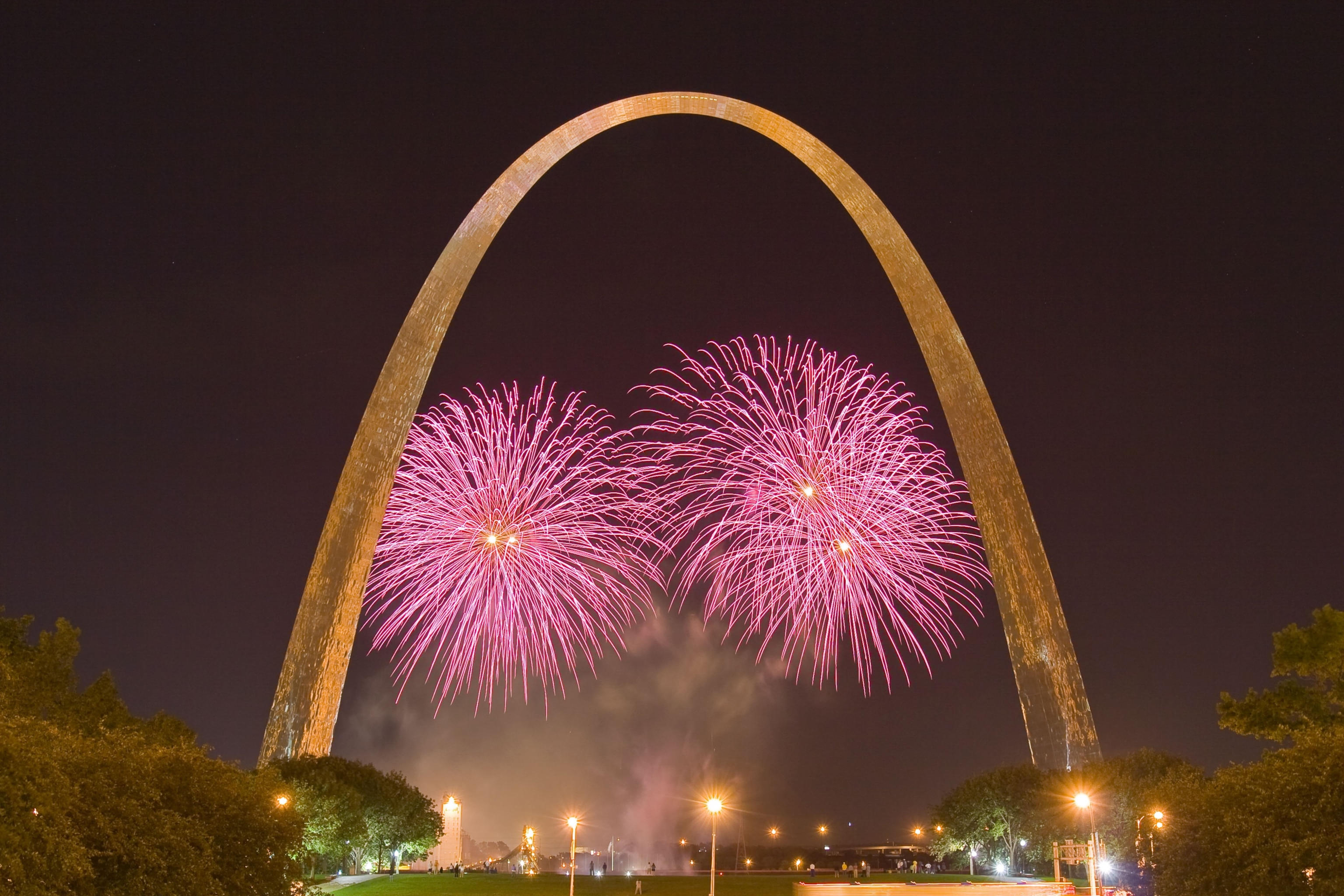 the arch in St. Louis, Missouri