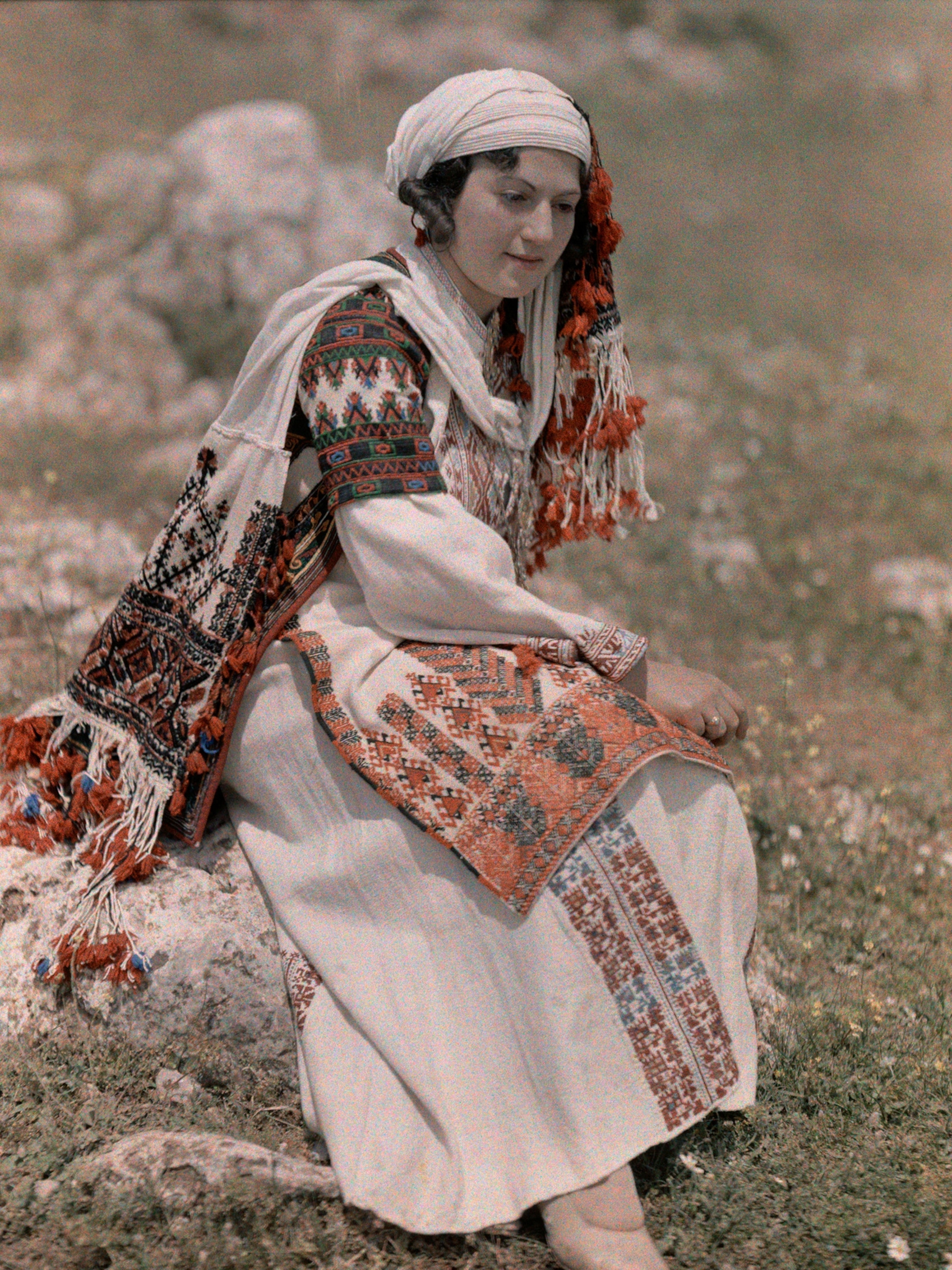 These 18 Autochrome Photos Will Transport You to Another Era