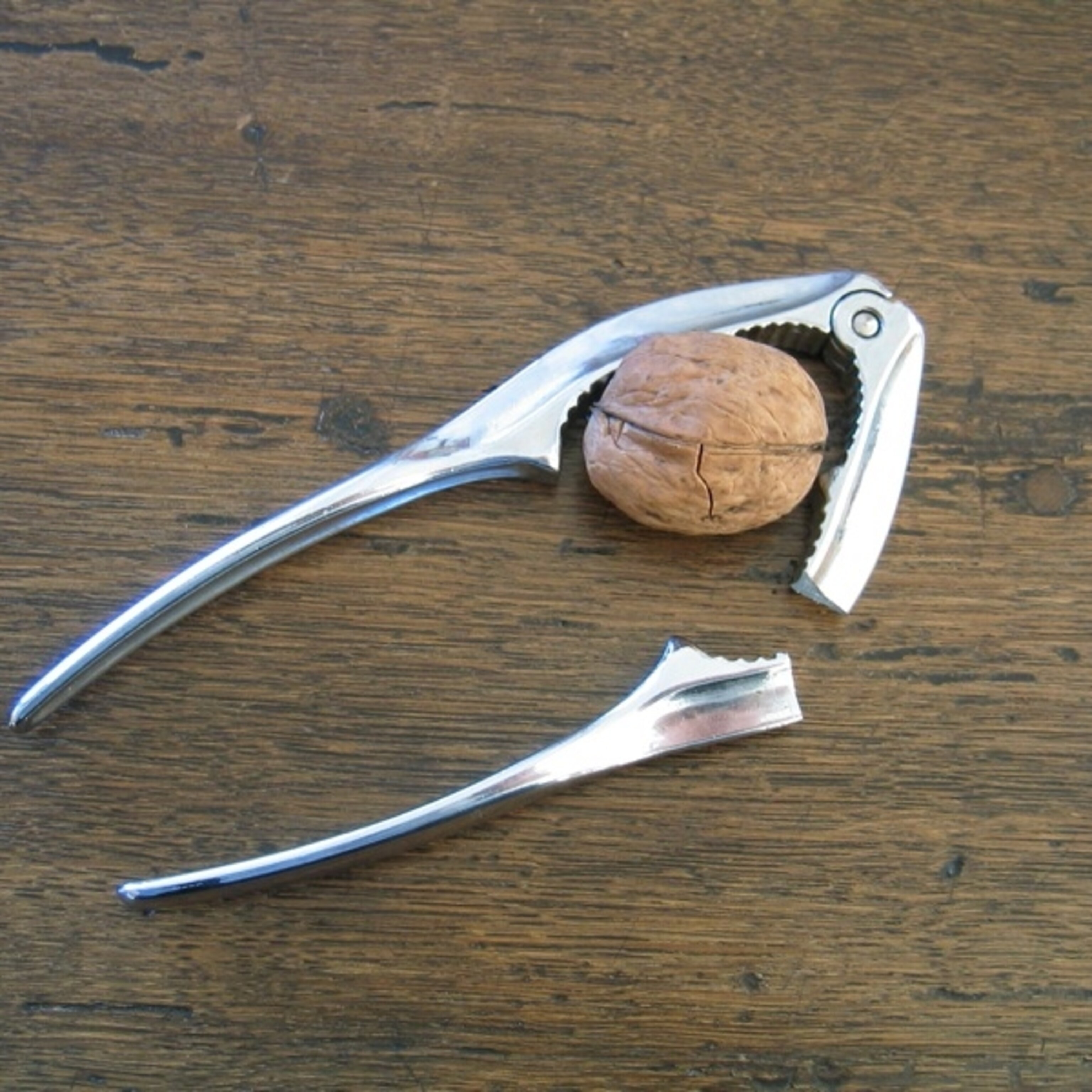 Nutcracker Soldier That Actually Crack Nuts