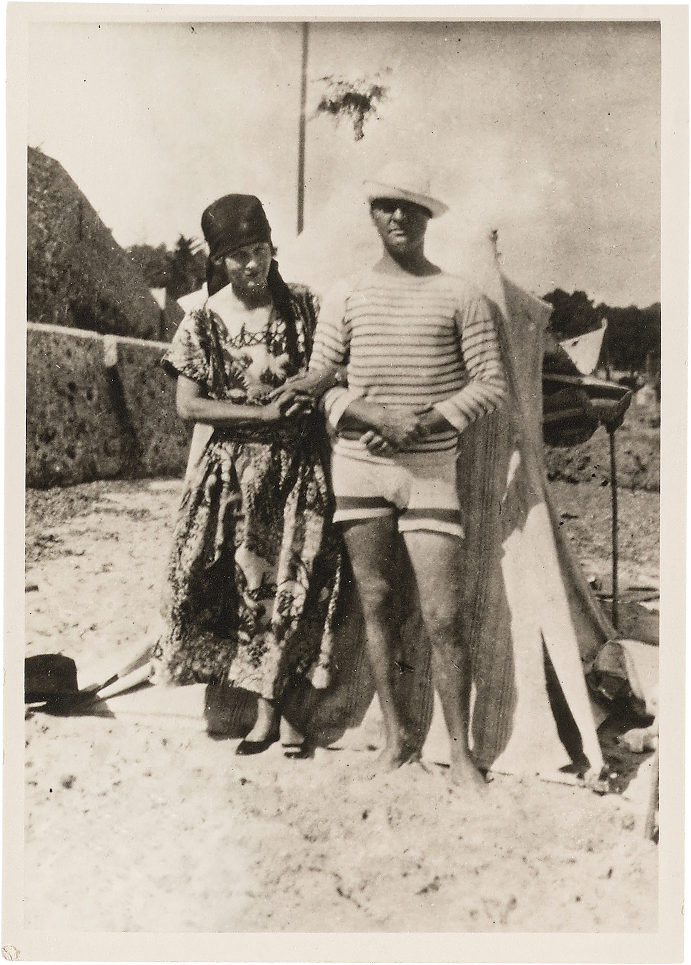 A couple is photographed on La Garoupe Beach.