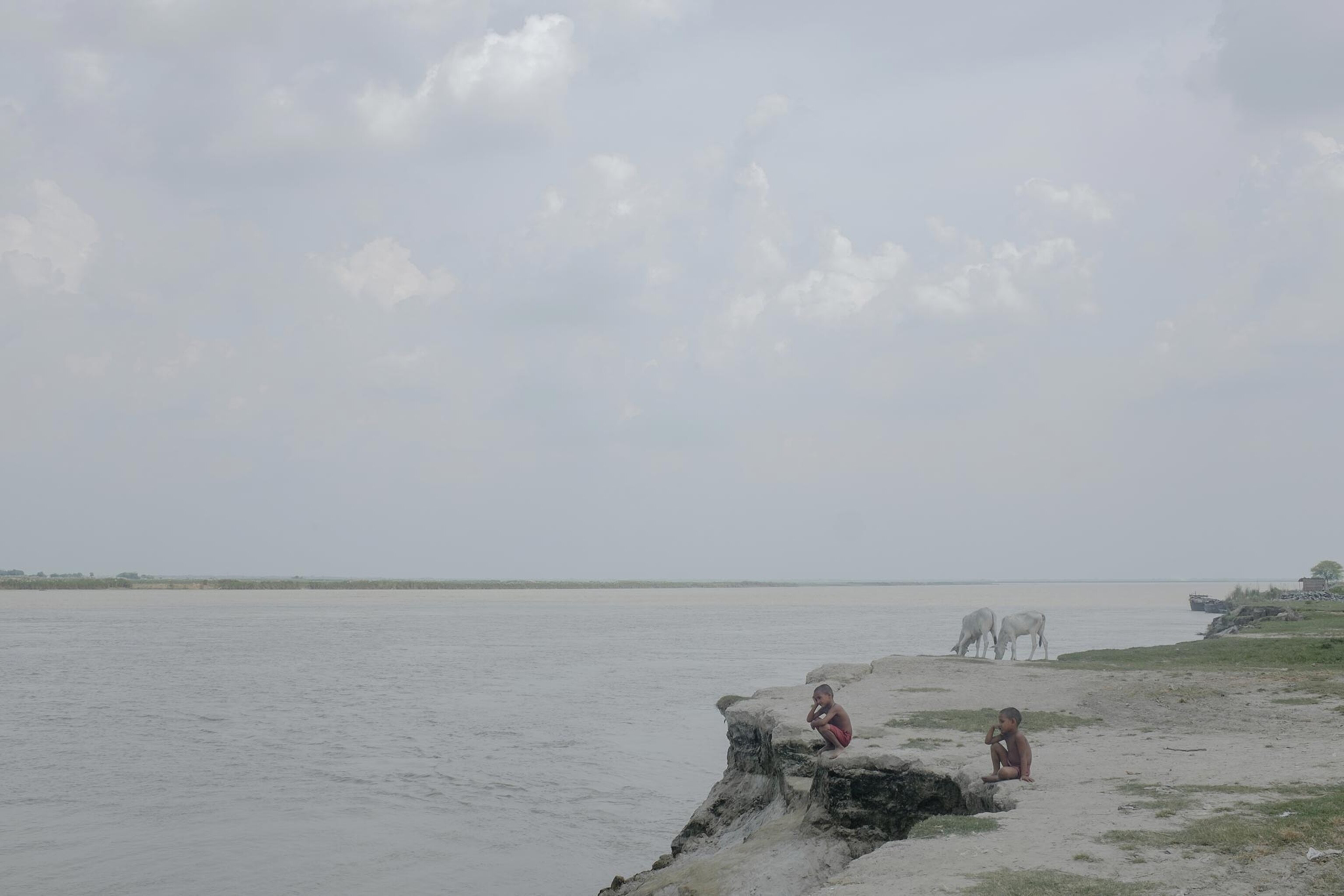 Shifting islands in the north of Bengal, India