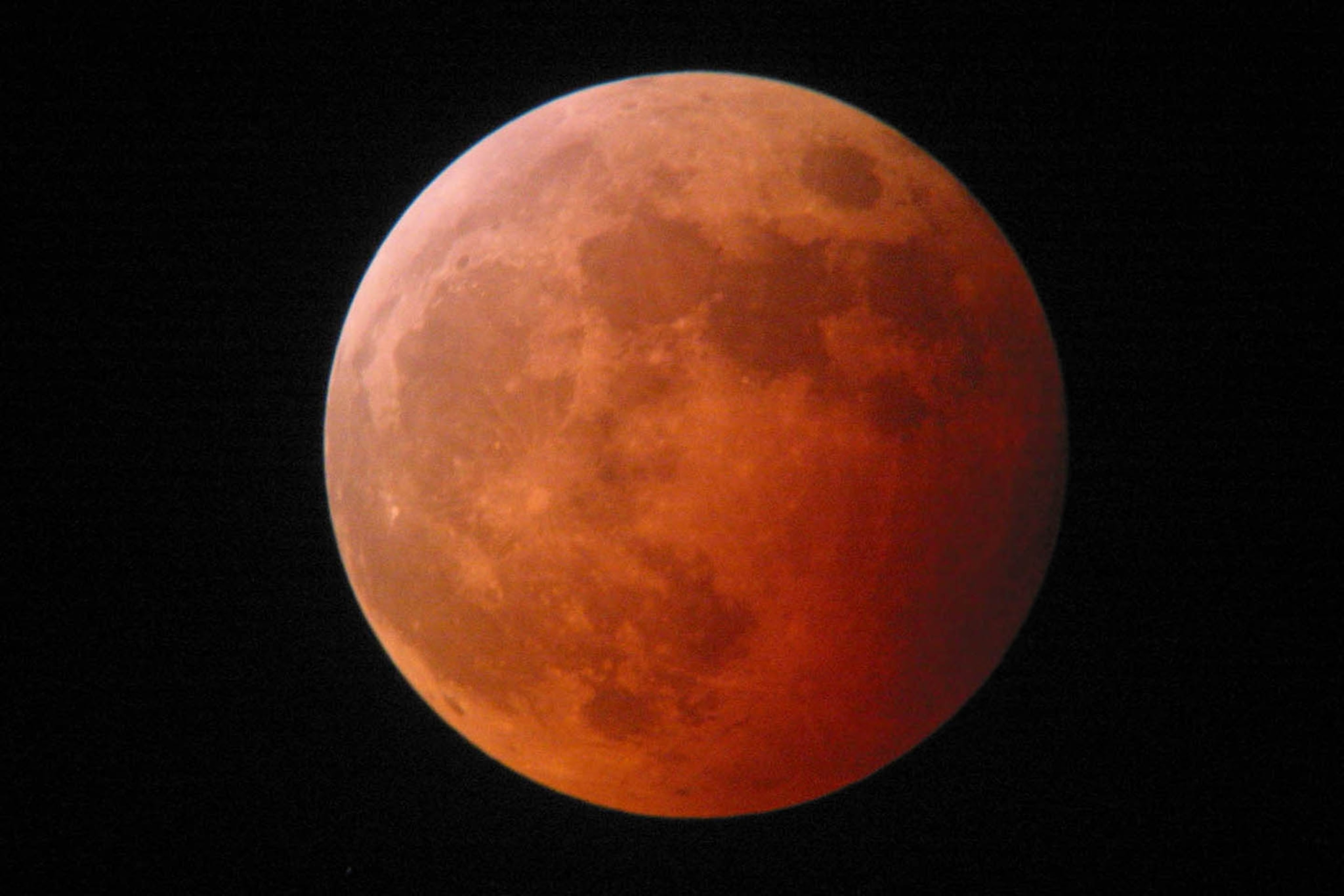 a total lunar eclipse