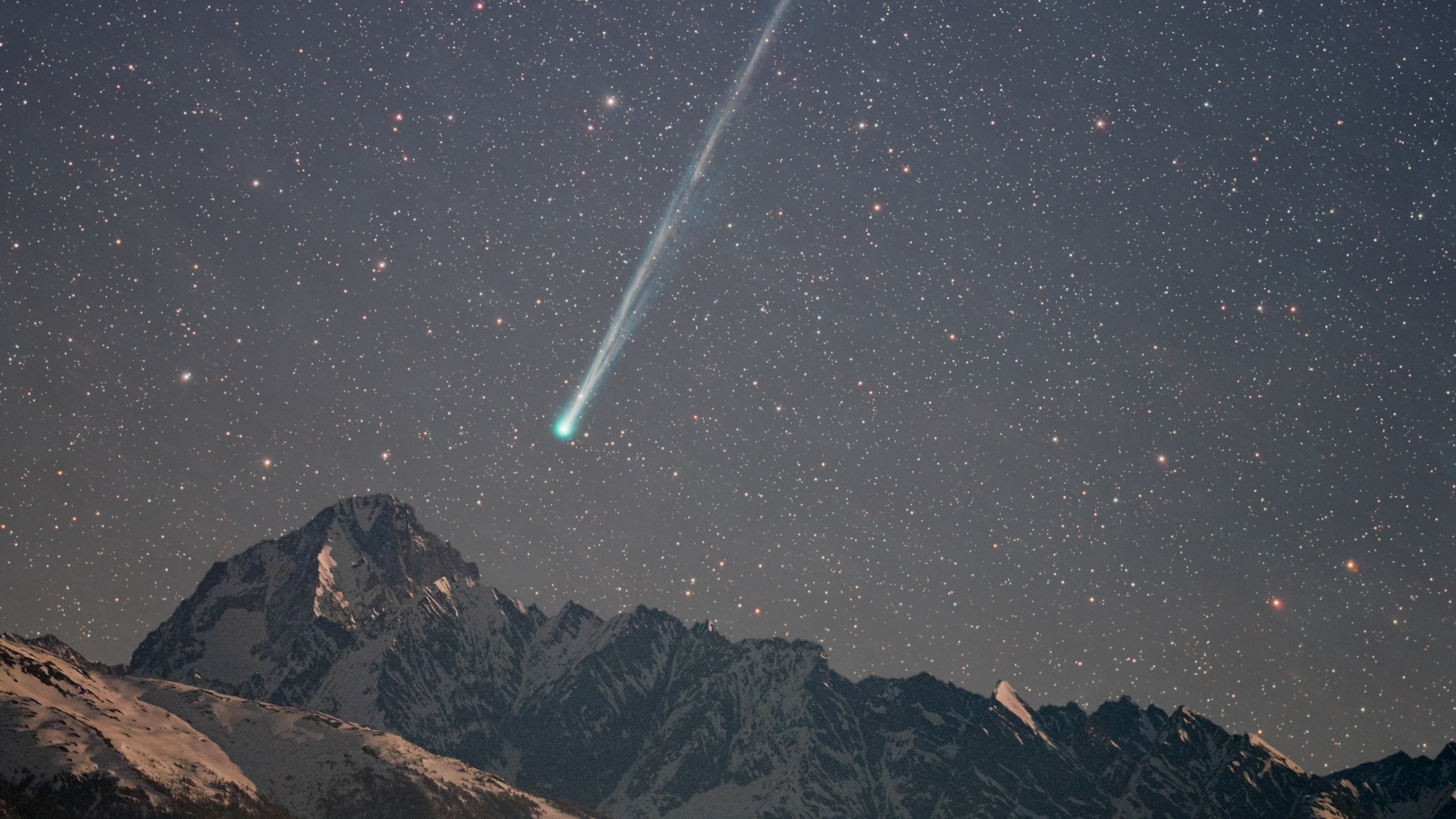 Why this newly spotted comet has stargazers excited