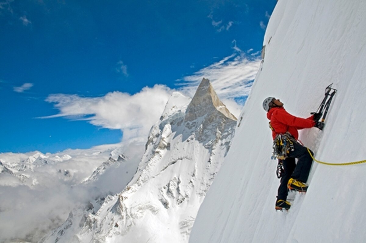 Interview with Filmmaker and Photographer Jimmy Chin on Climbing and Meru