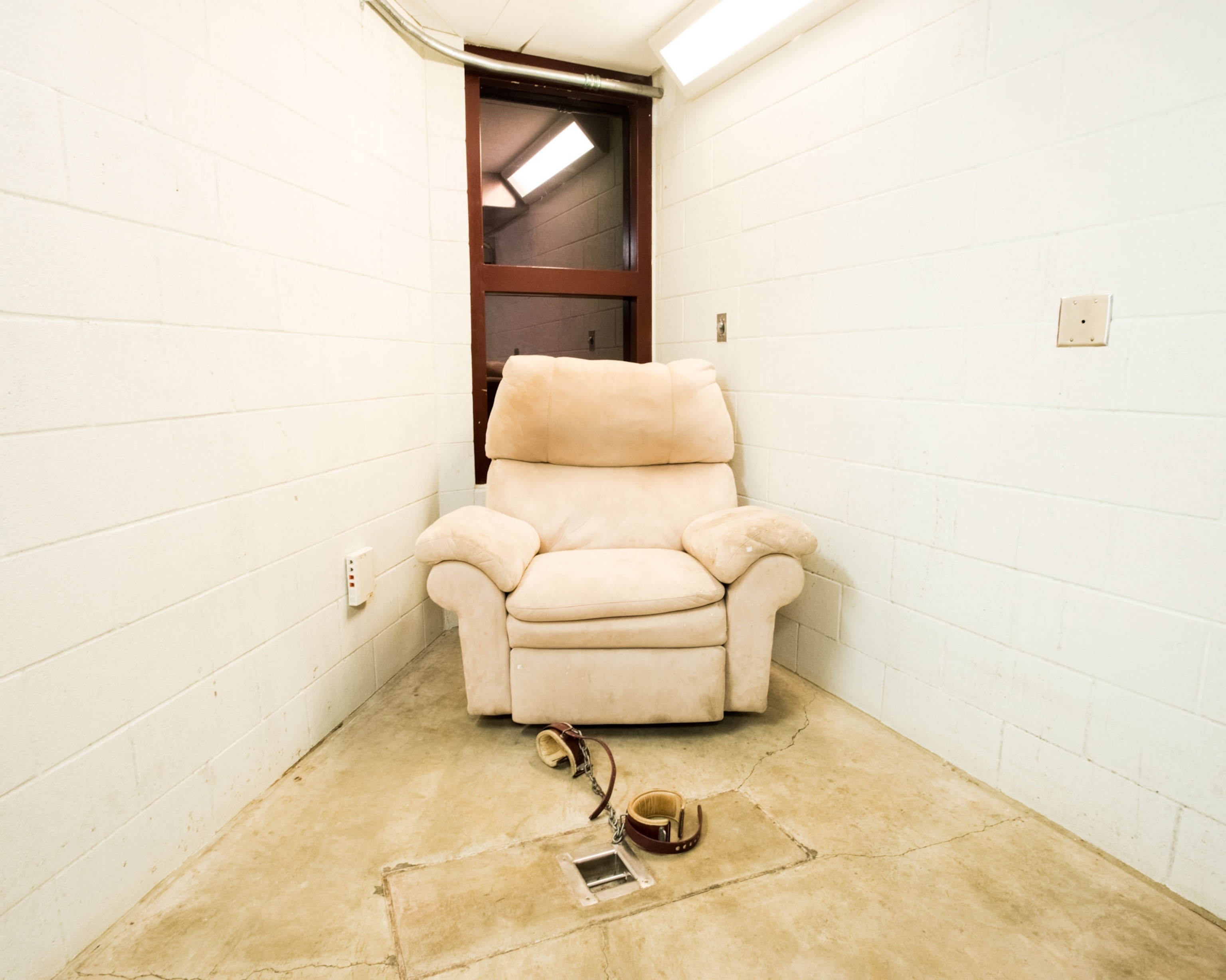 Eerie Photos Reveal Life Inside Guantanamo Bay Prison Eerie Photos Reveal Life Inside Guantanamo Bay Prison