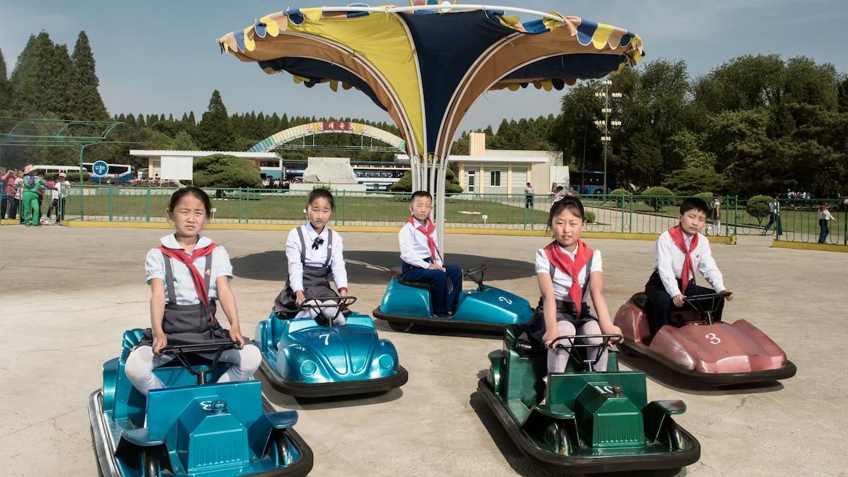 This Is What Daily Life In North Korea Looks Like