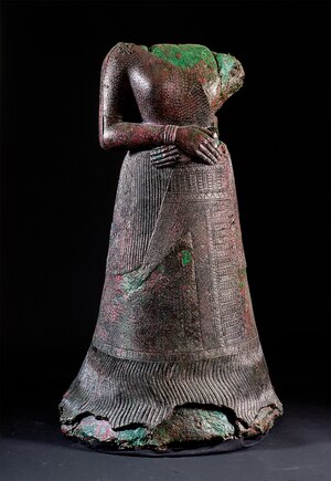 Untash-Napirisha&rsquo;s reign produced magnificent Elamite artworks, like this circa 1300 B.C. bronze statue of Queen Napirasu.