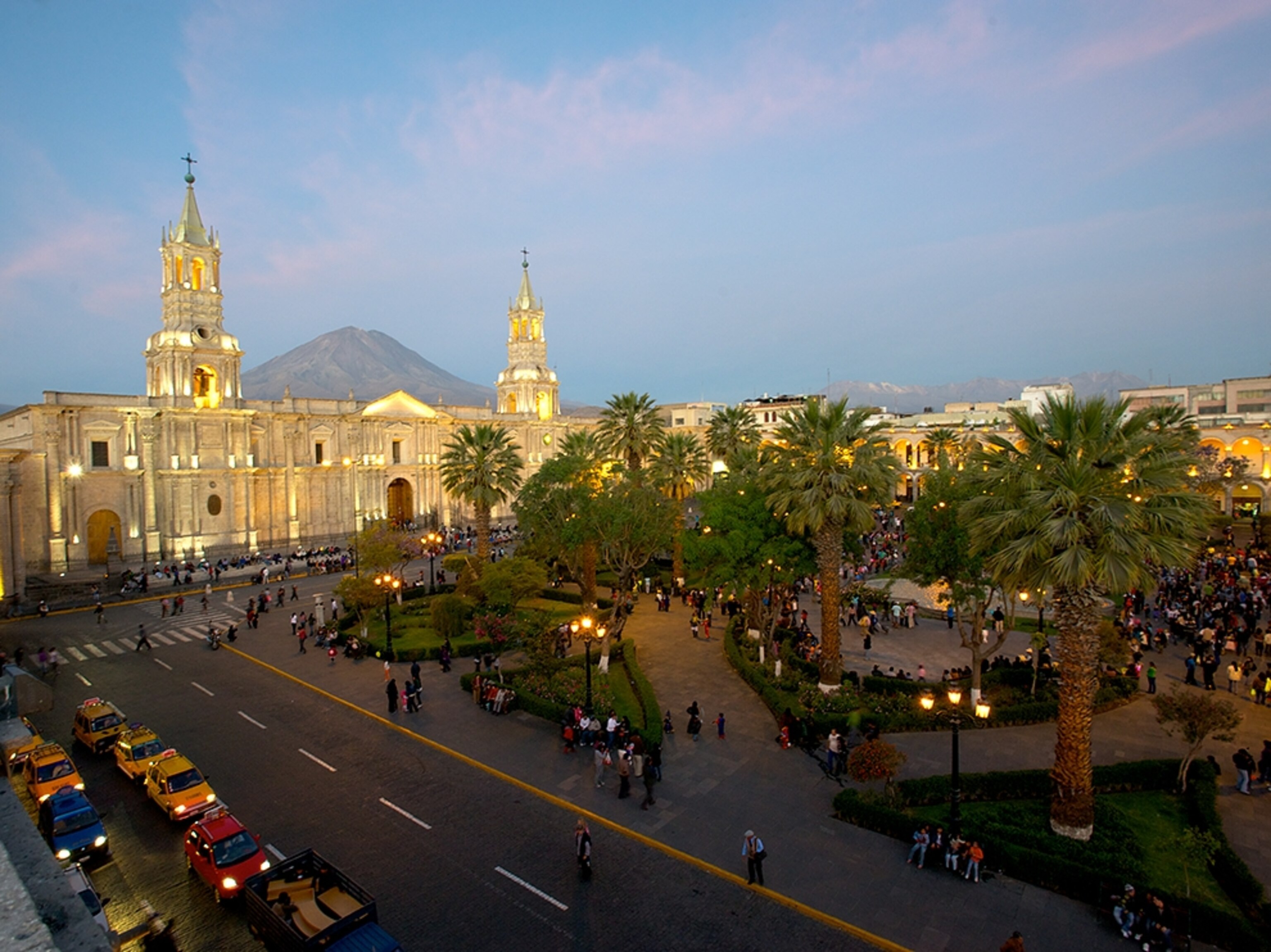 the main square in Arequipa at dusk