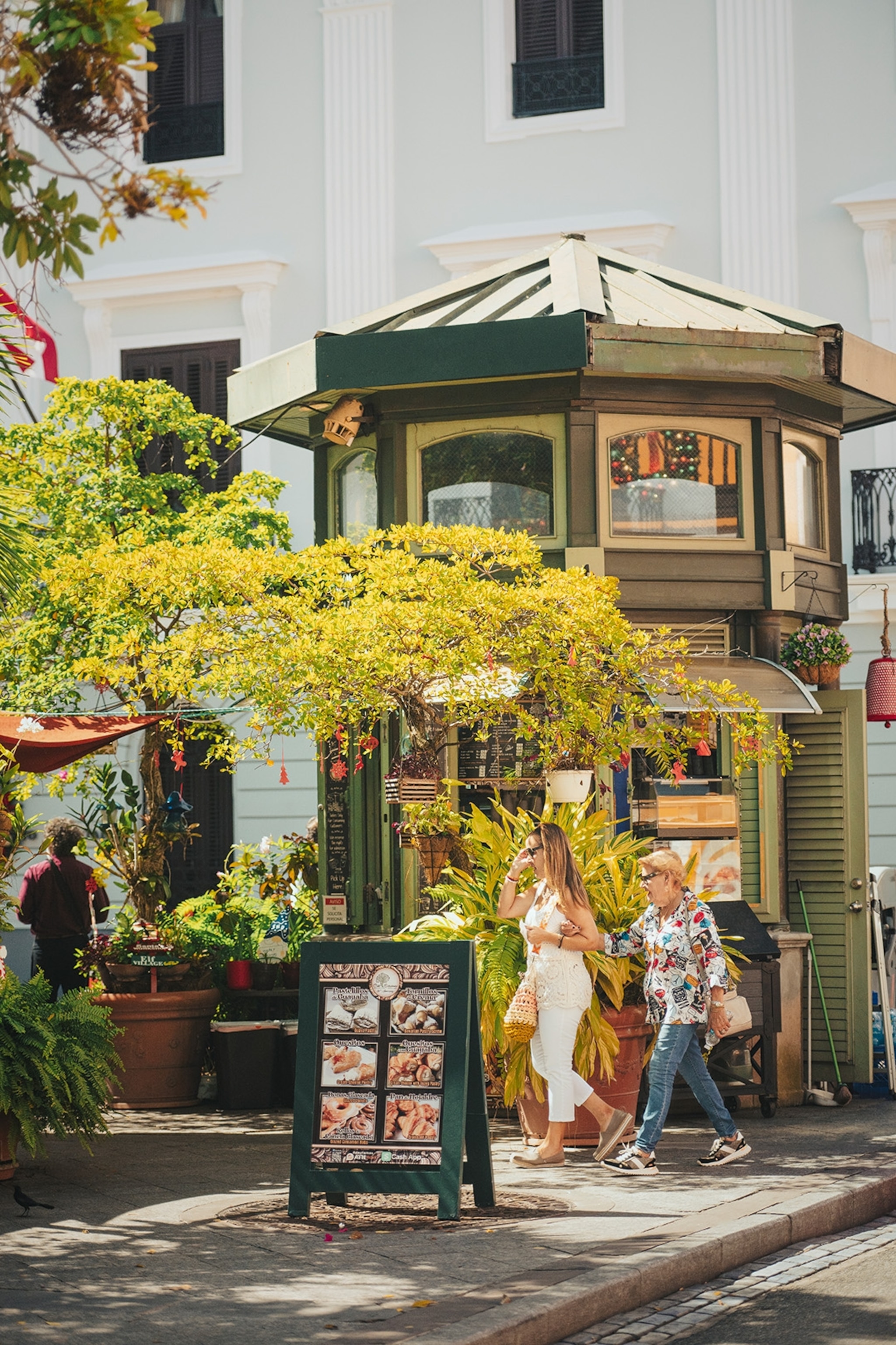 A coffee and snack kiosk in Old San Juan.