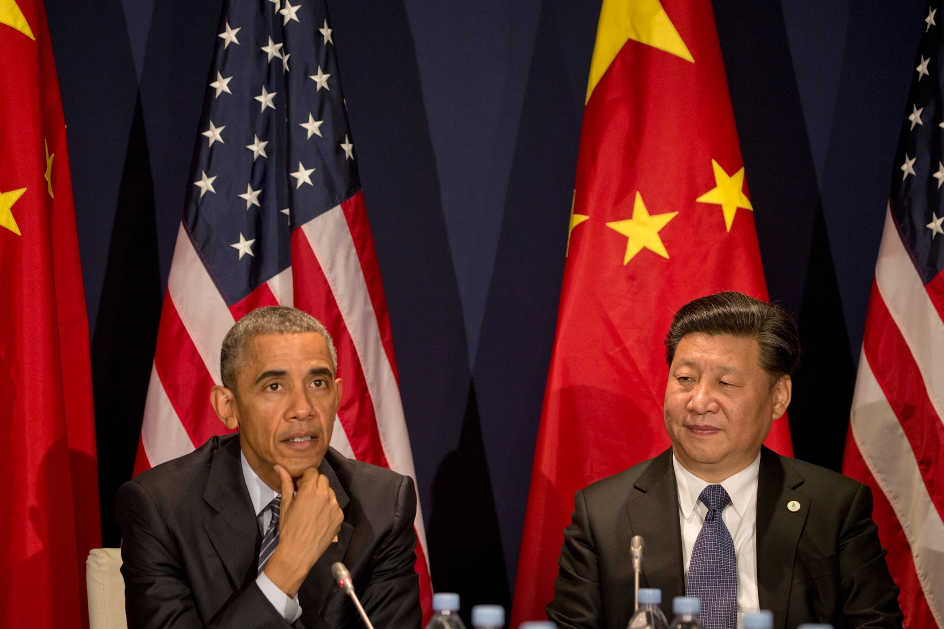 Obama and Zi Jinping at the U.N. climate change conference