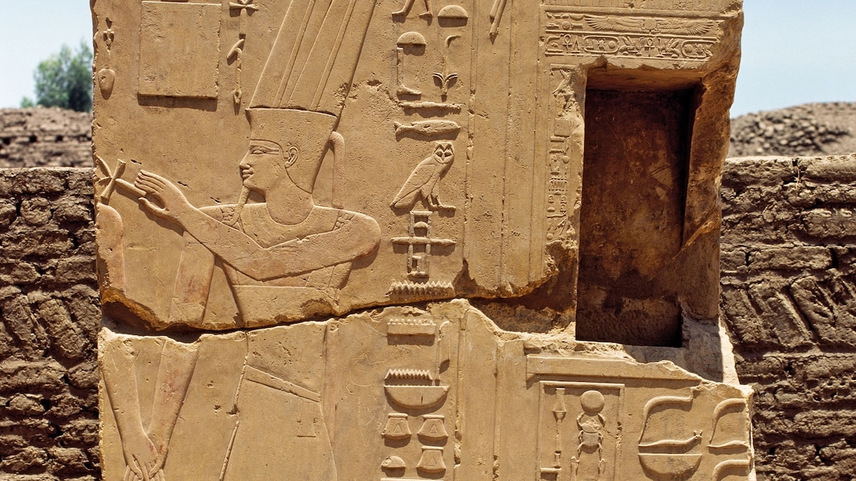 Power Flowed From The Pharaoh In The Ancient Egyptian Legal System