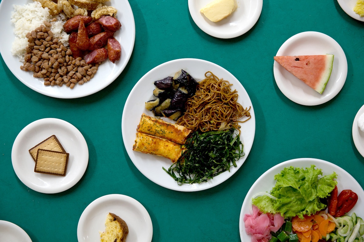 Sake or Caipirinha? to BrazilianJapanese Food Culture.