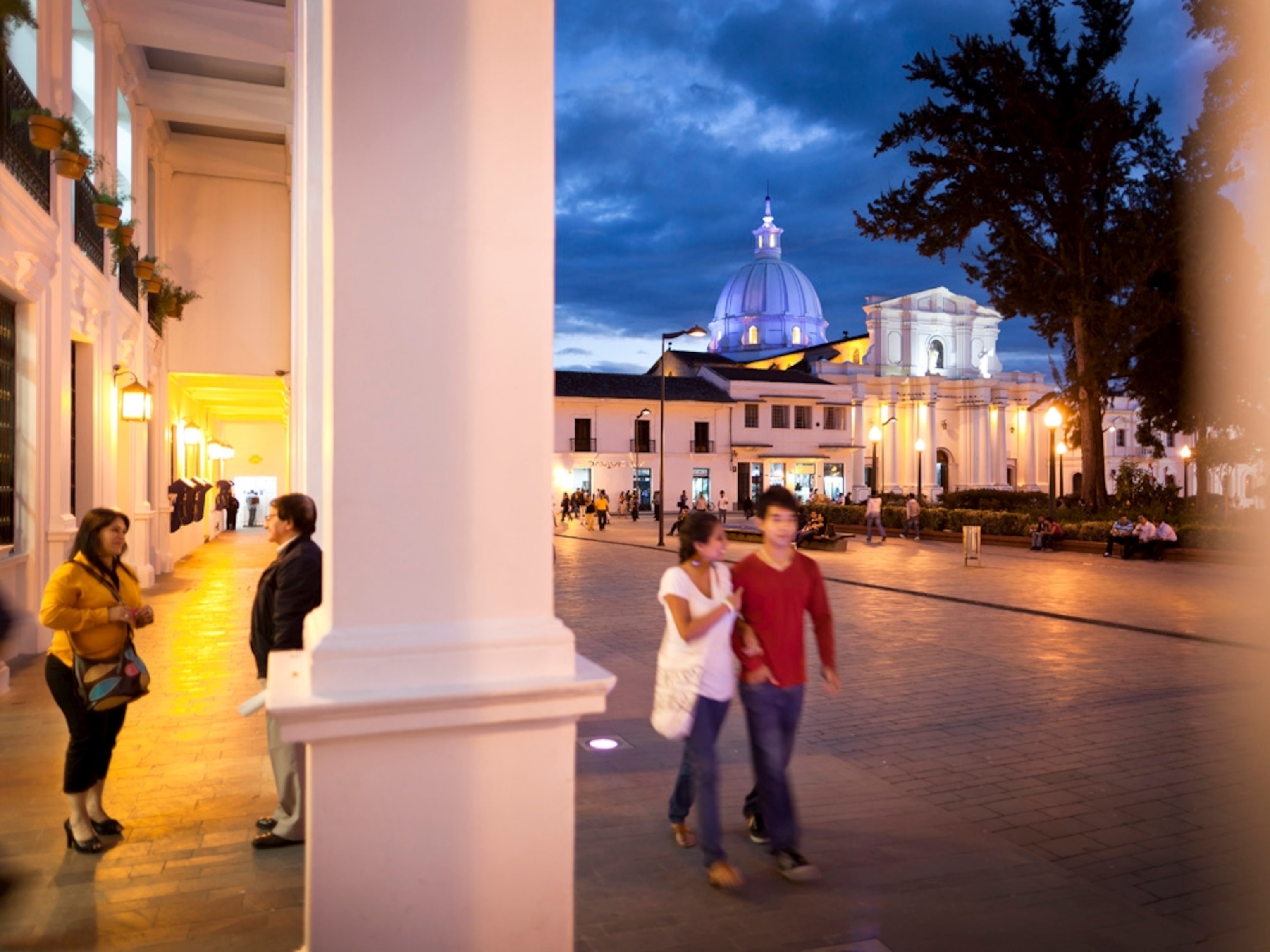 People out at night in Popayan