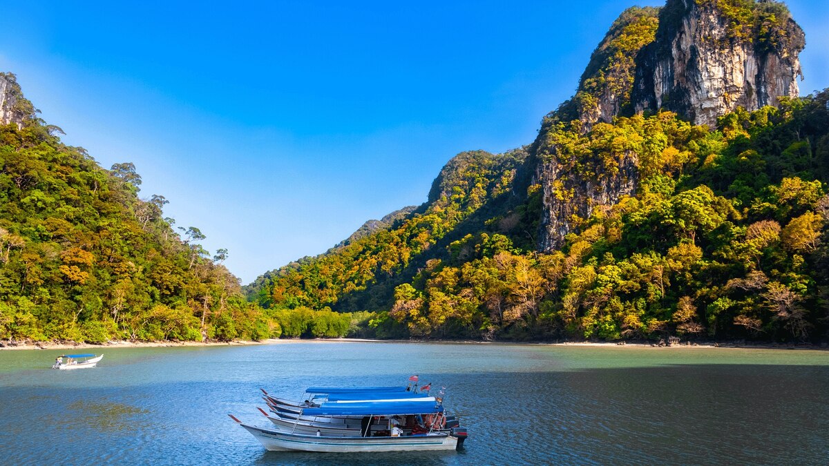 Land of Legends: Discover myths and Malaysian wildlife in the archipelago of Langkawi