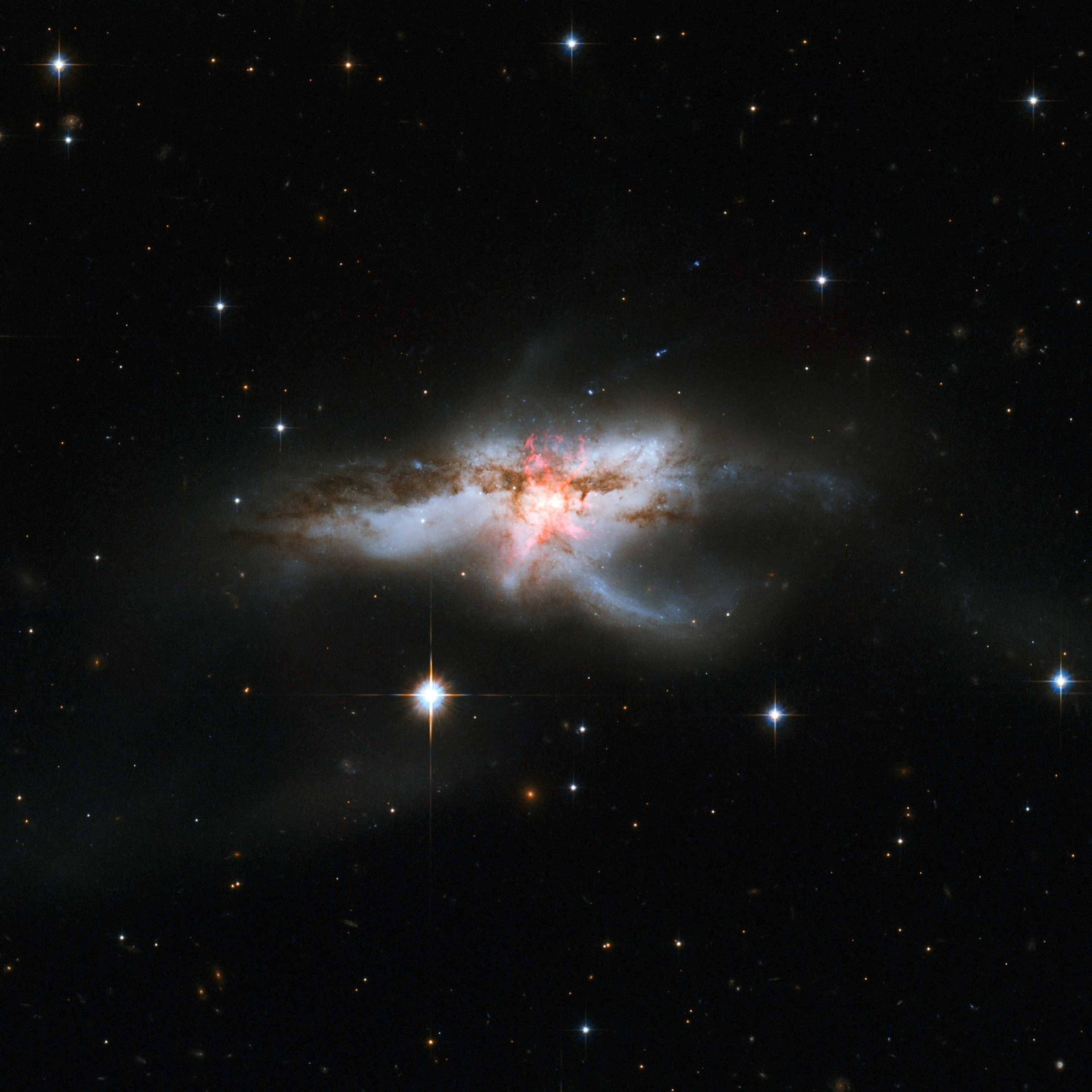 NGC 6240 galaxy