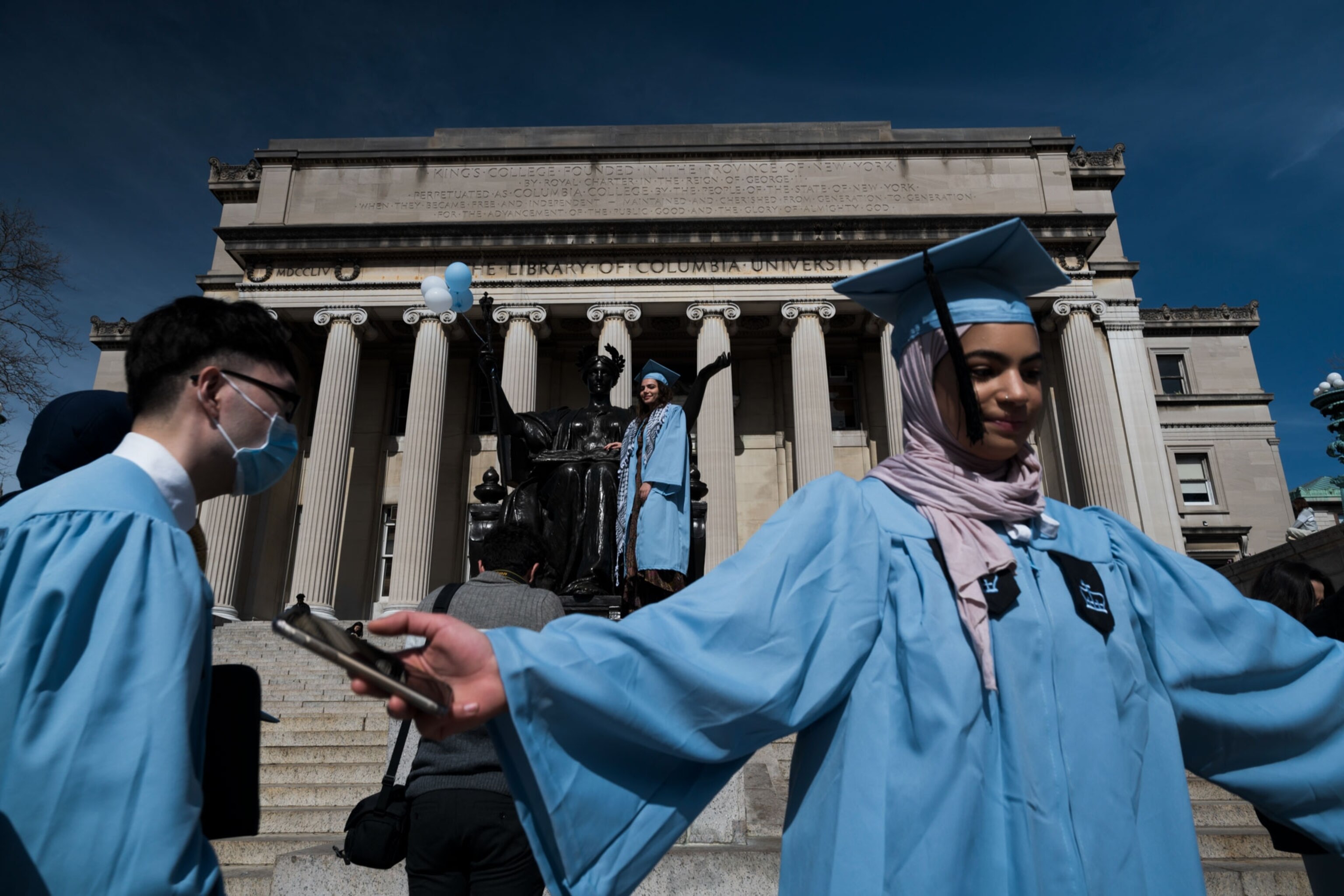 recent college graduates from Columbia University