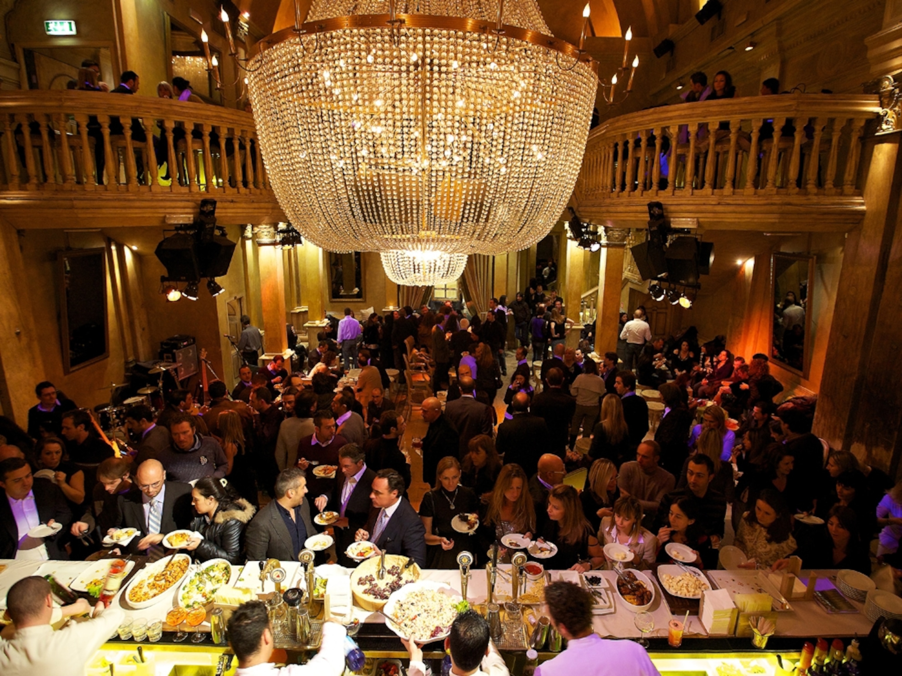 Large aperitivo Gattopardo Milan